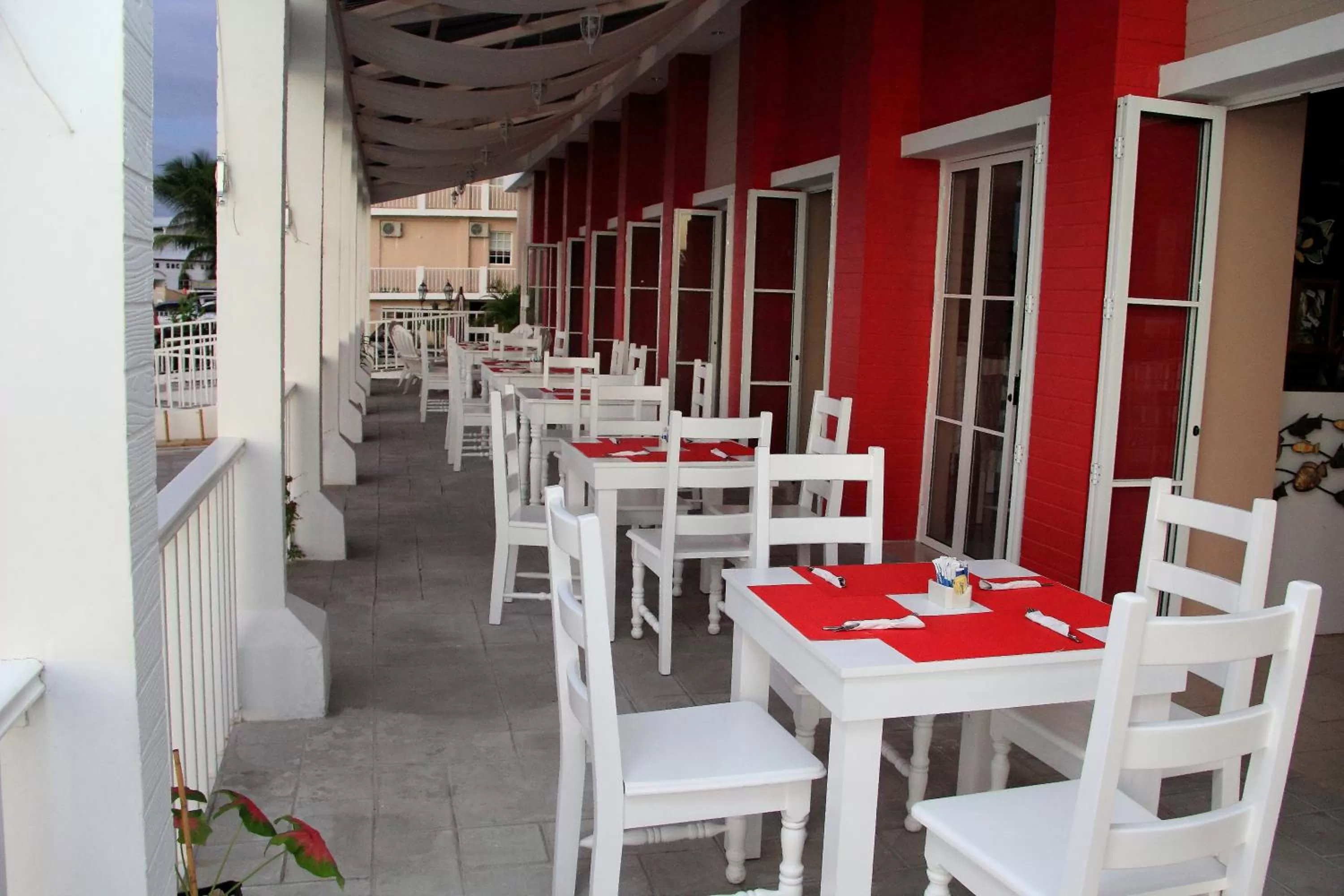 Restaurant/places to eat in Ramada by Wyndham Tikal Isla de Flores