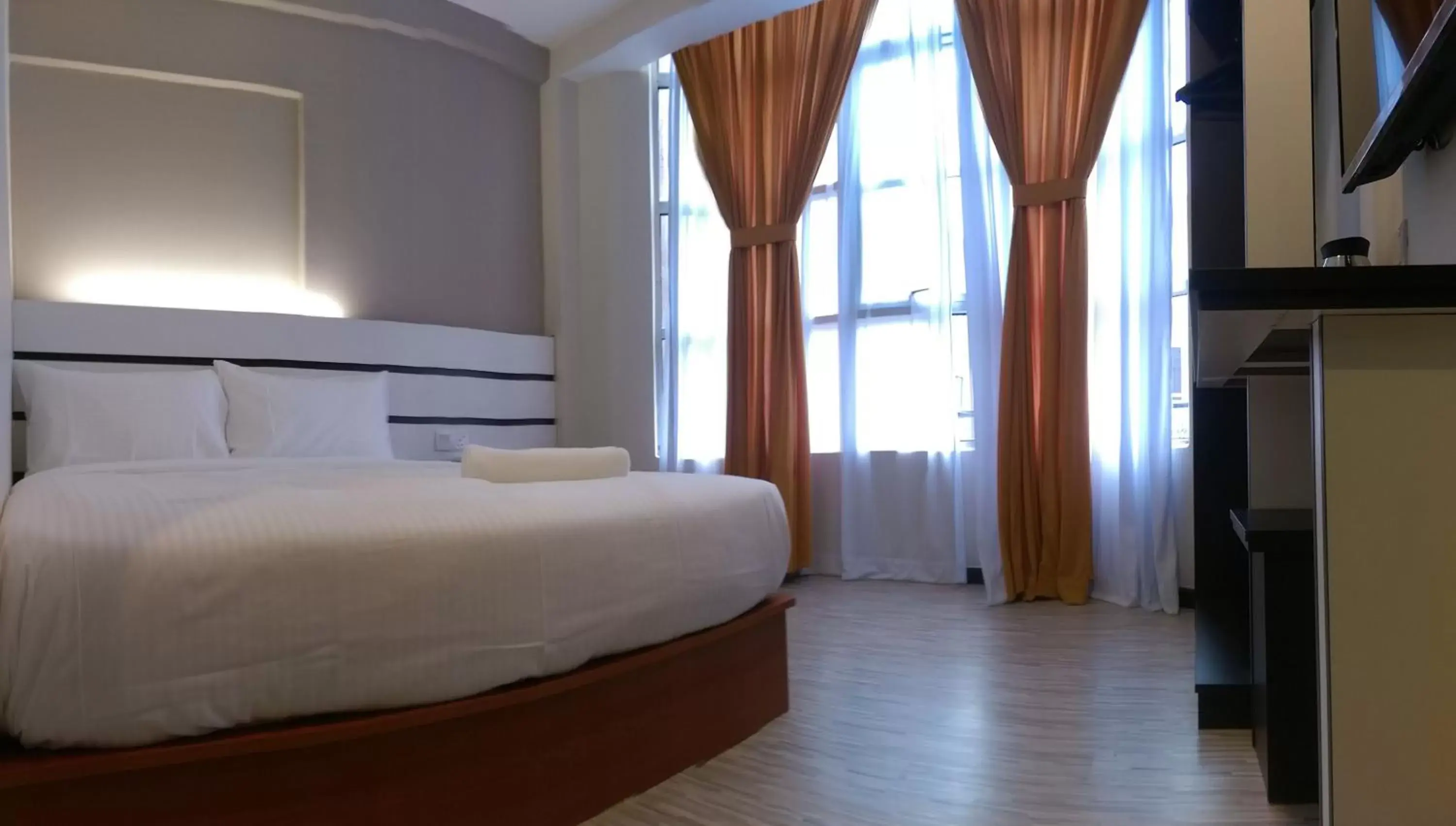 Bed in Grand Kapar Hotel Kuala Selangor