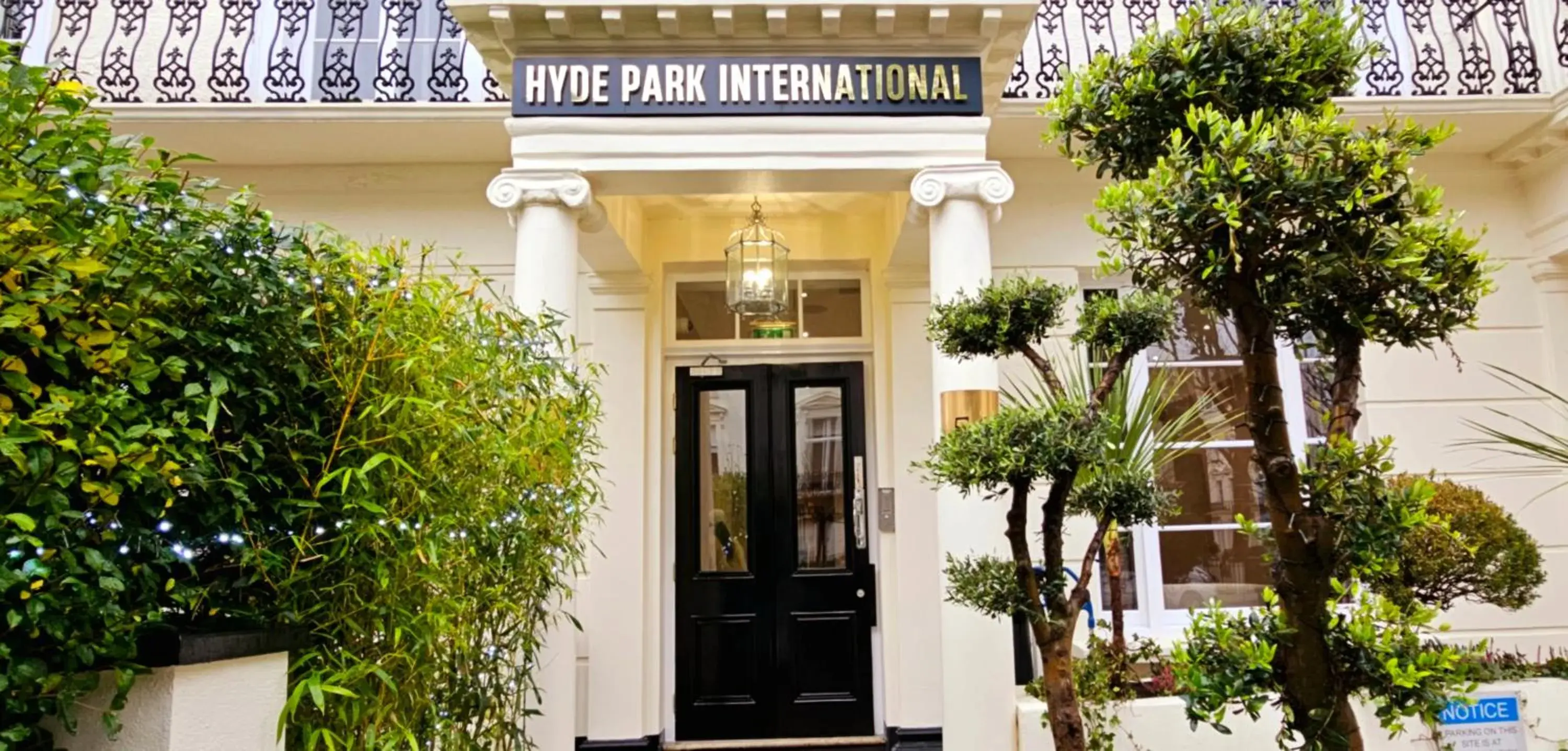 Facade/Entrance in Hyde Park International - Member of Park Grand London