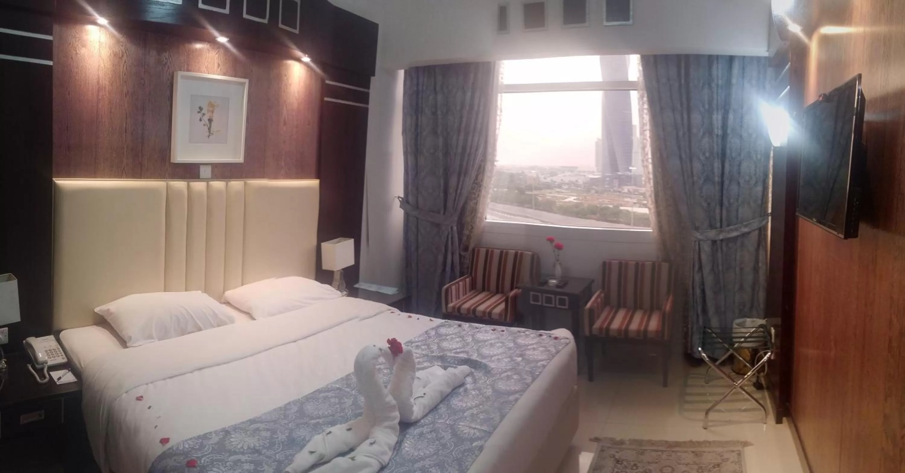 bunk bed, Bed in Kuwait Continental Hotel