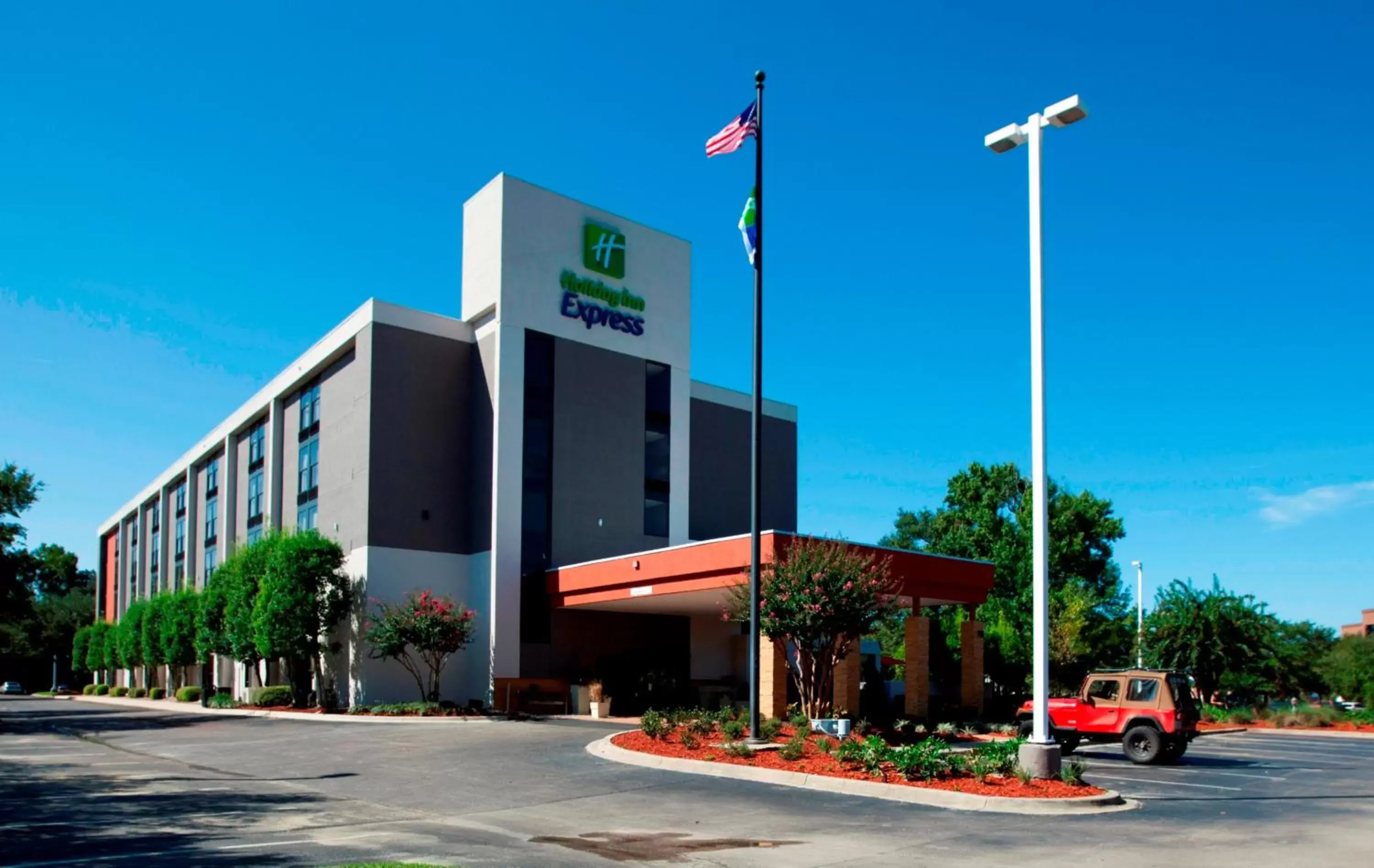 Property Building in Holiday Inn Express Tallahassee, an IHG Hotel