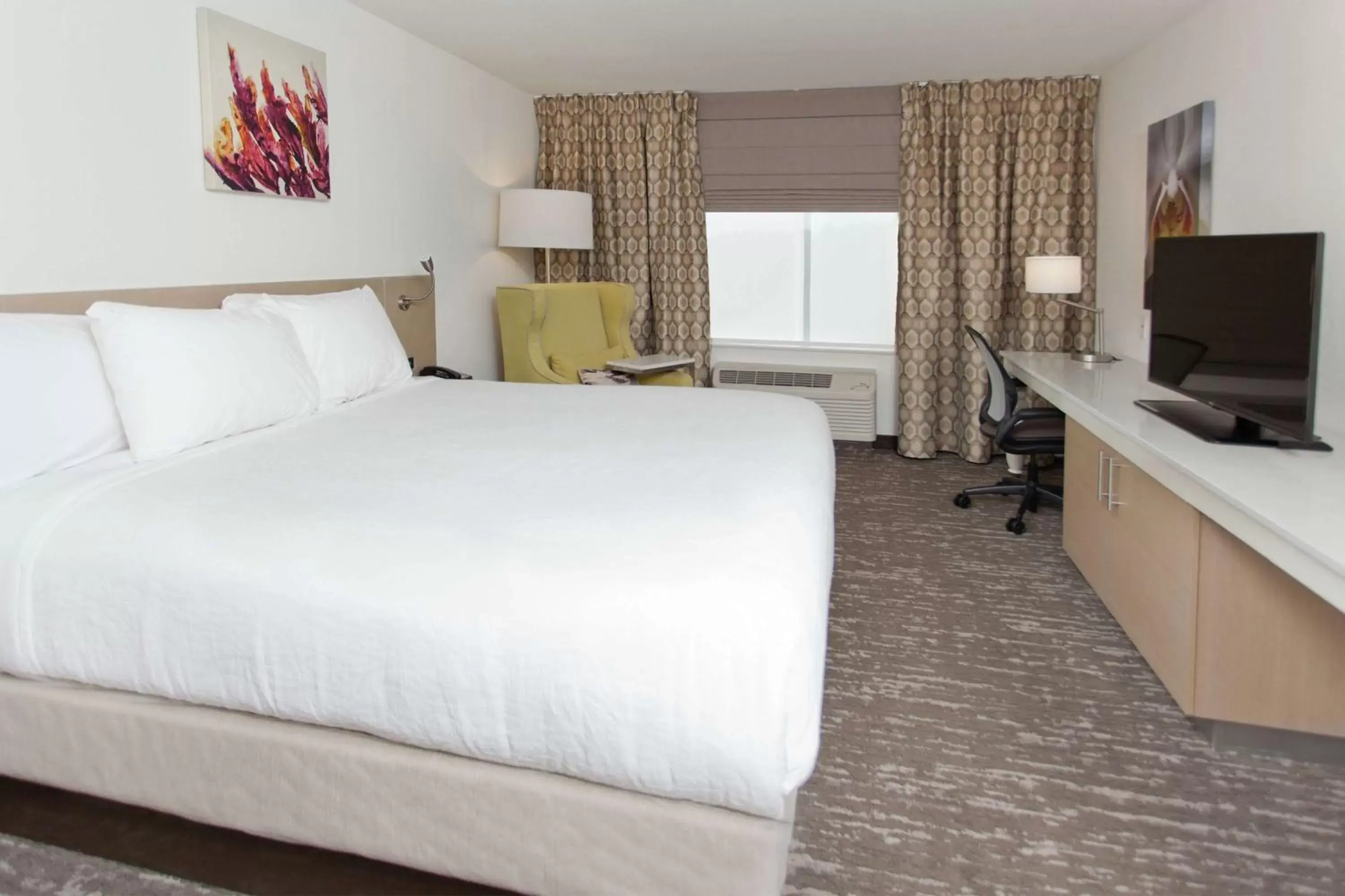 Bedroom, Bed in Hilton Garden Inn Montgomery - EastChase