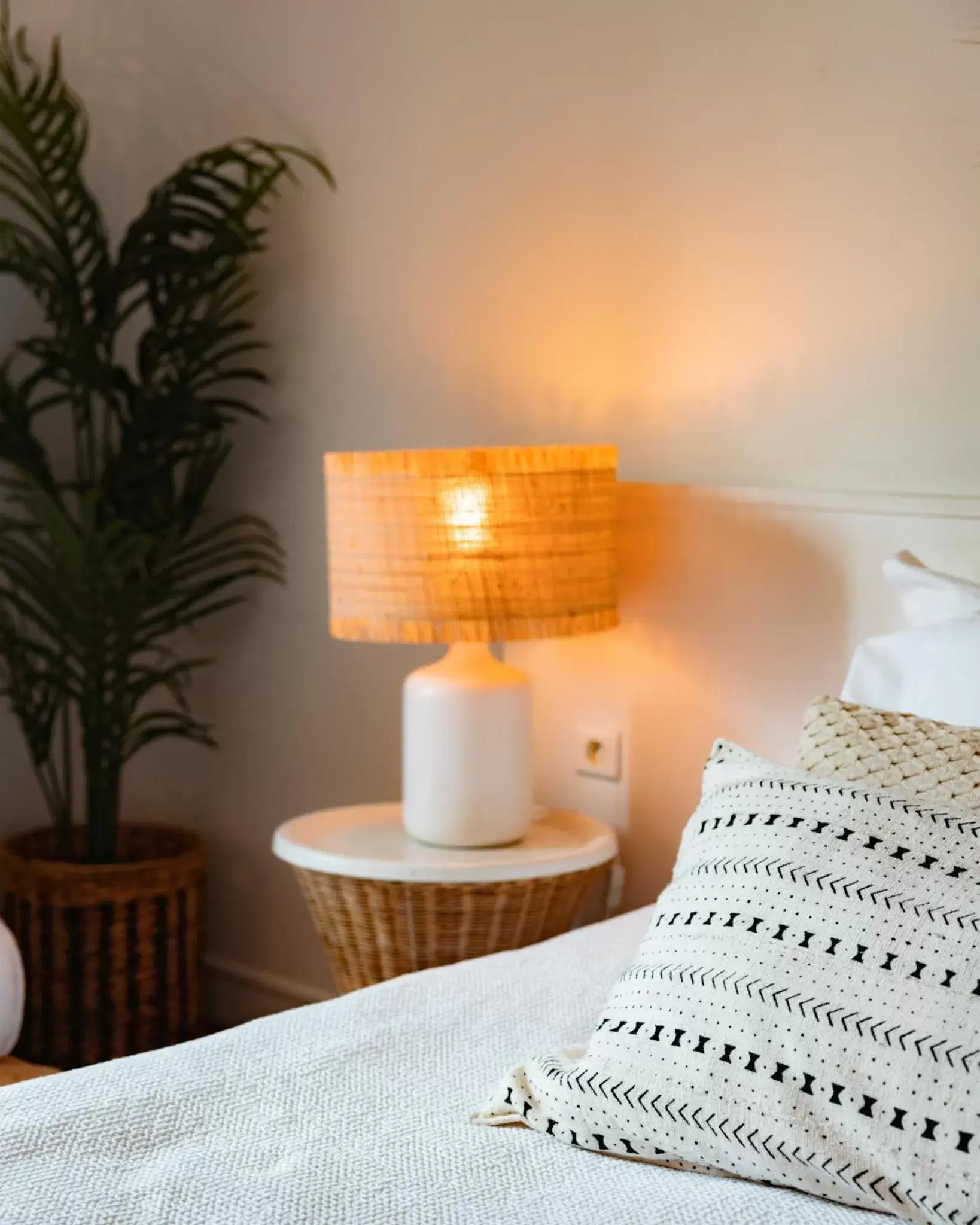 Bed in Hotel de La Plage - Mahogany