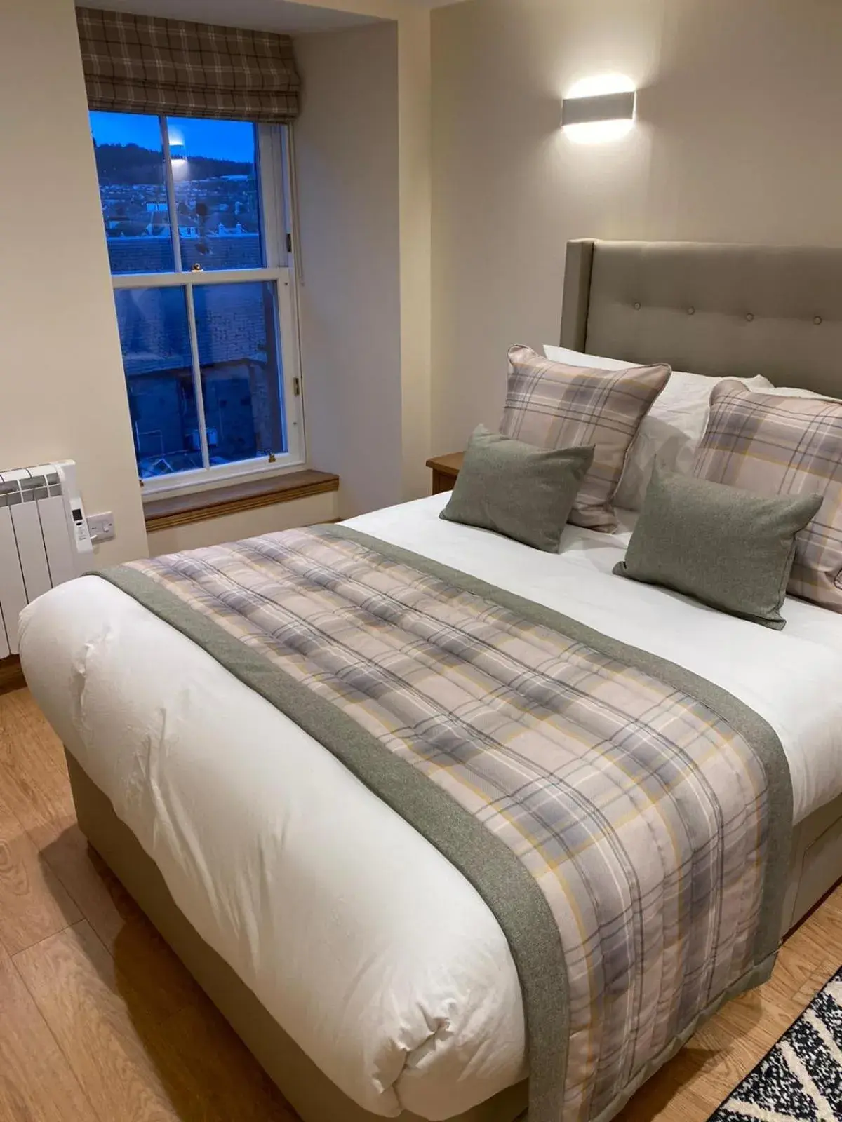 Other, Bed in Waverley Inn Apartments