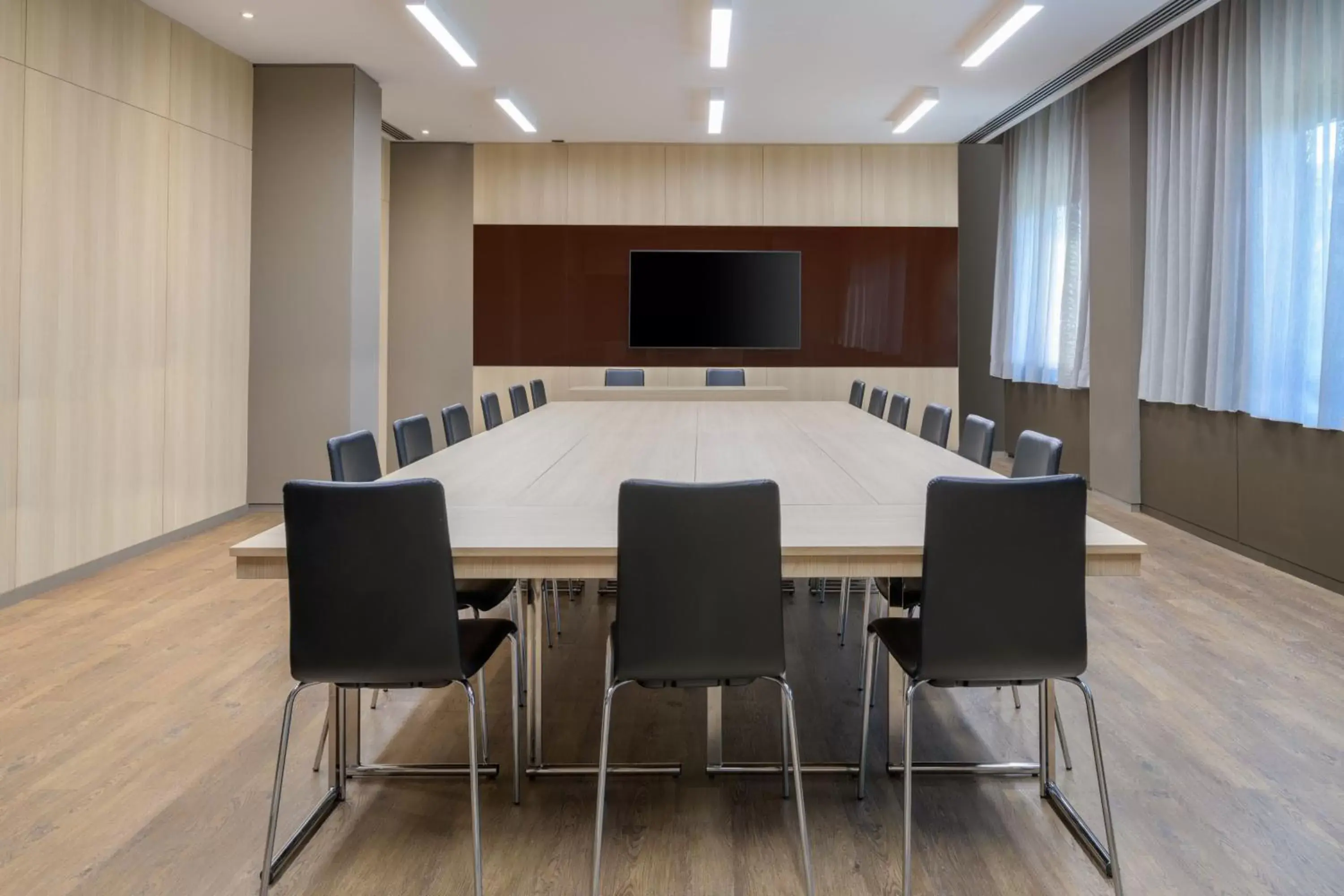 Meeting/conference room in AC Hotel by Marriott Pisa