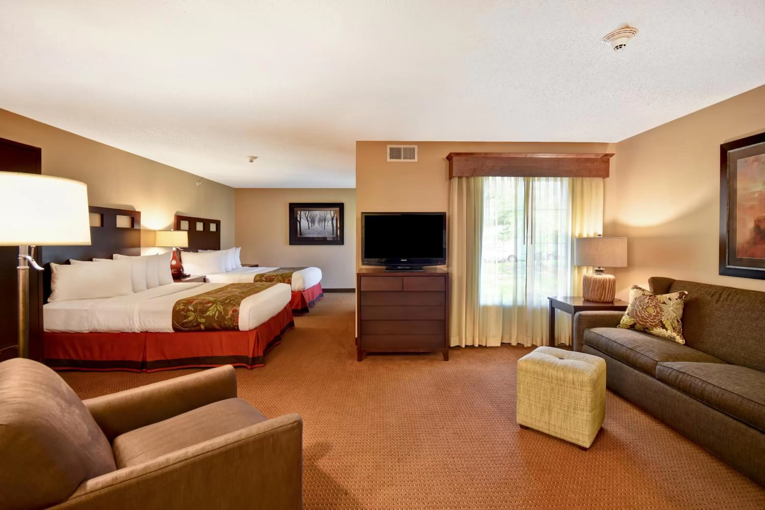 GrandStay Hotel & Suites La Crosse