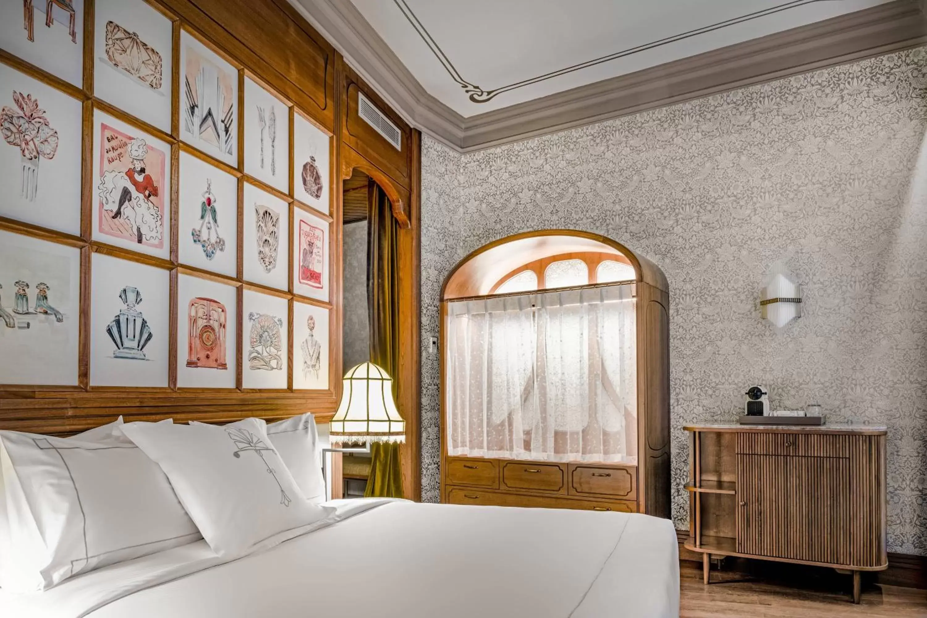 Photo of the whole room, Bed in Palacio Santa Clara, Autograph Collection