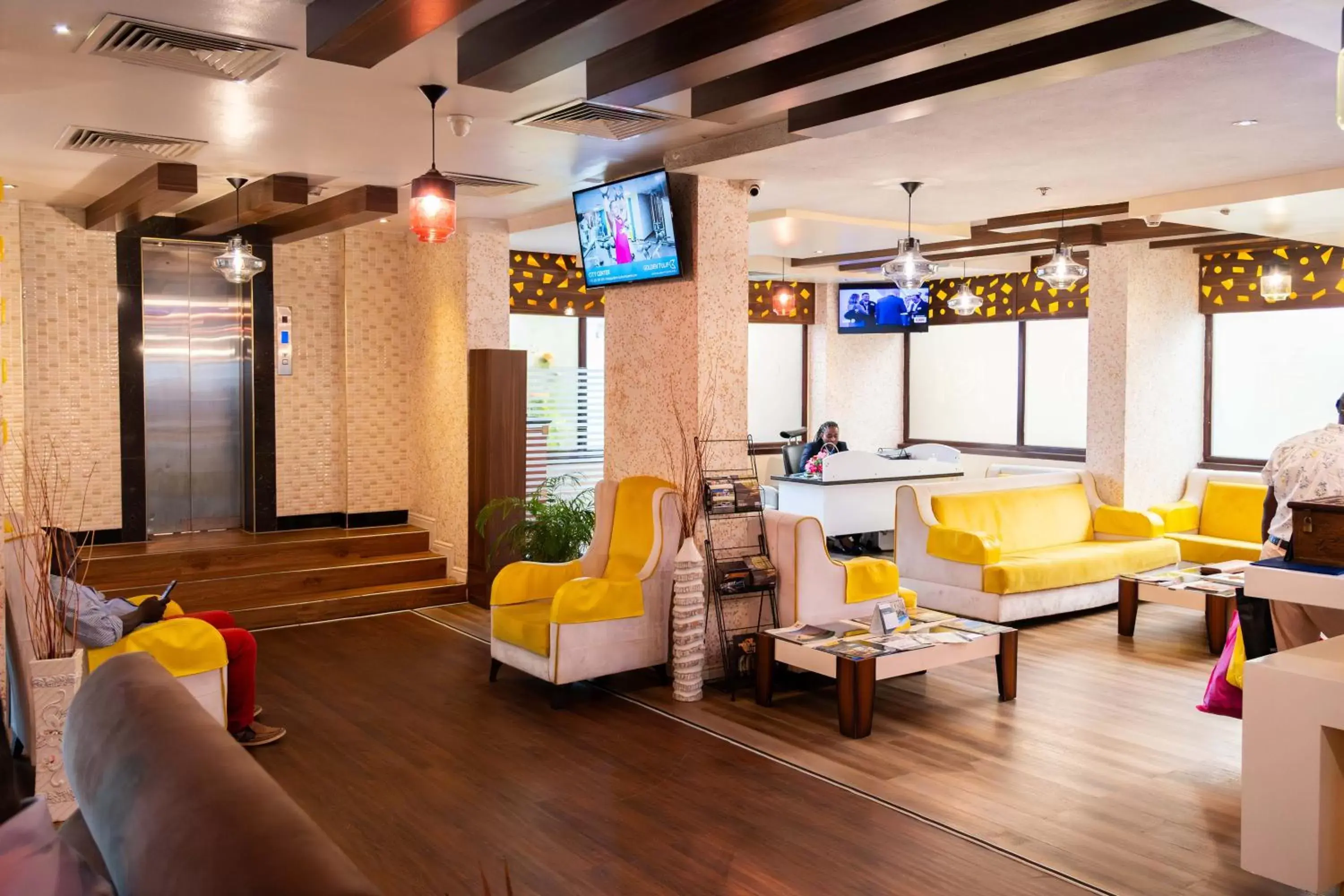Lobby or reception in Golden Tulip Dar Es Salaam City Center Hotel