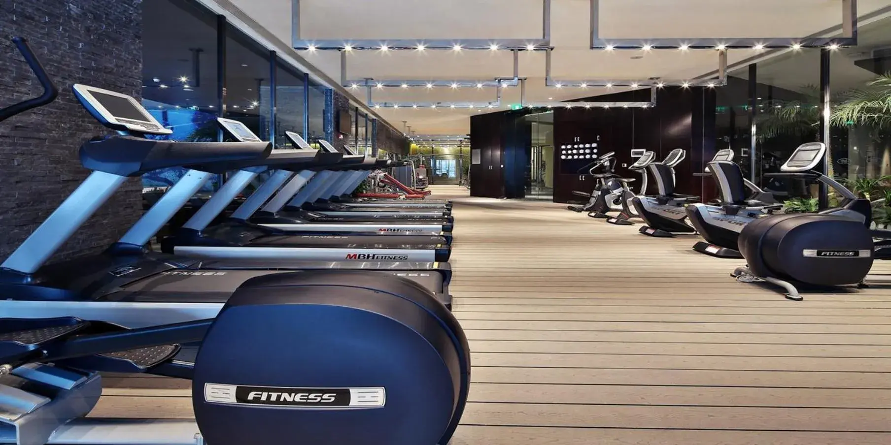 Fitness centre/facilities, Fitness Center/Facilities in Crowne Plaza Chengdu West, an IHG Hotel