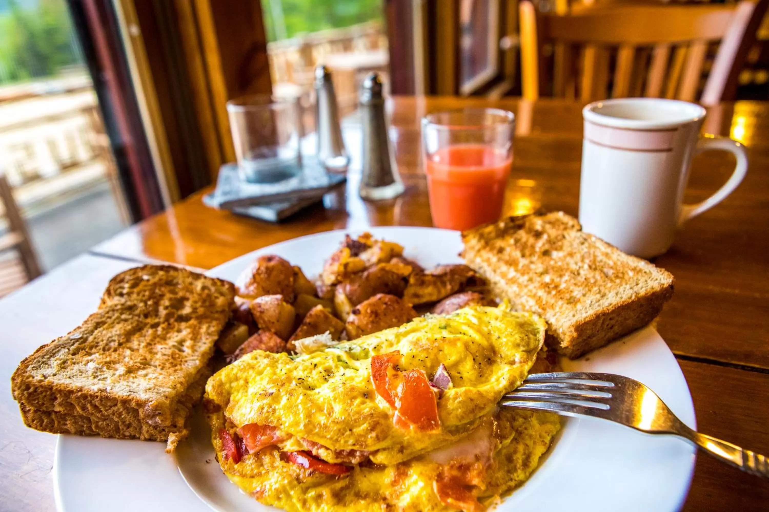 Restaurant/places to eat in Garnet Hill Lodge