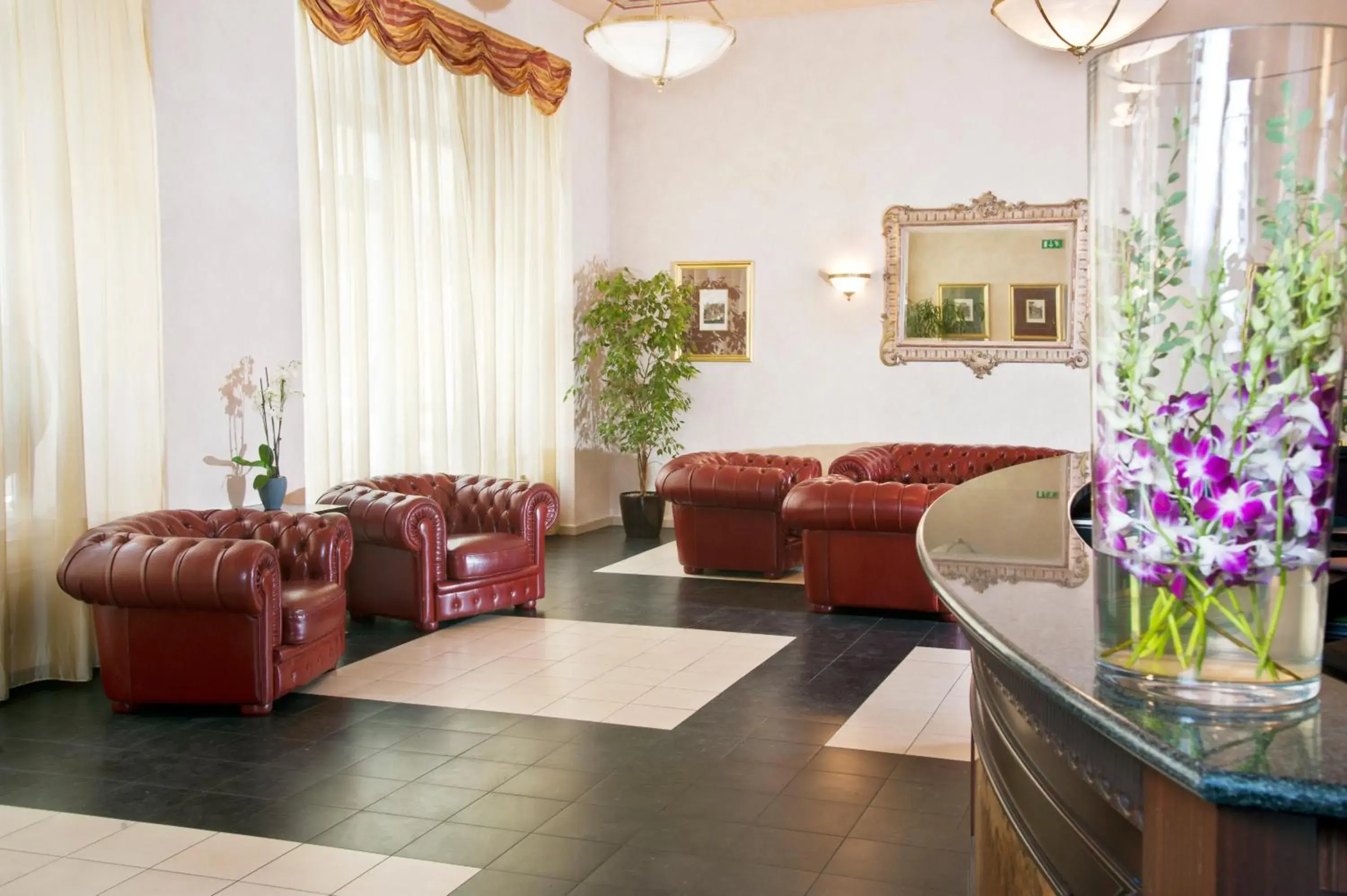 Lobby or reception, Seating Area in Hotel Caesar Prague