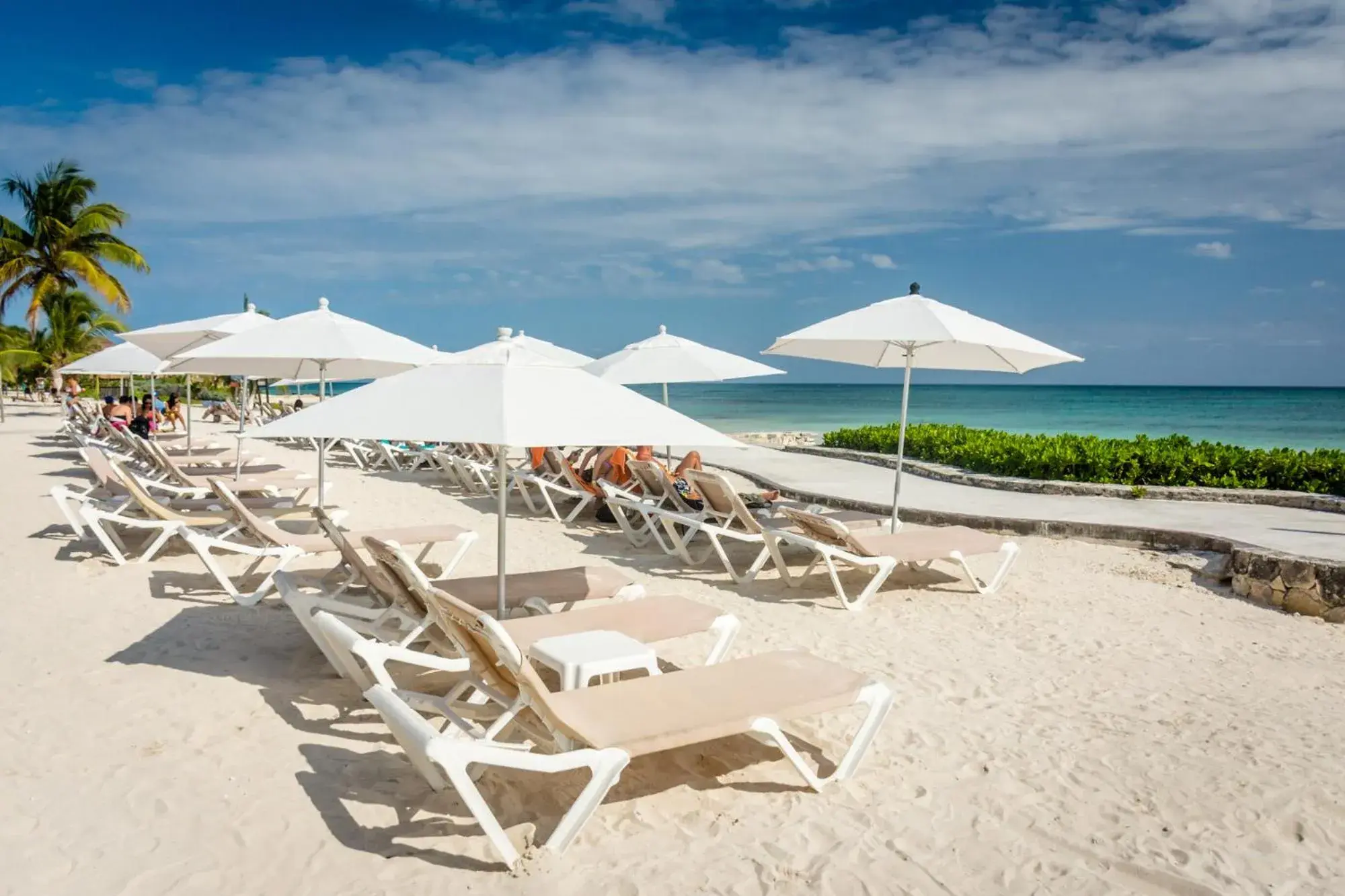 Beach in Caleta Tankah