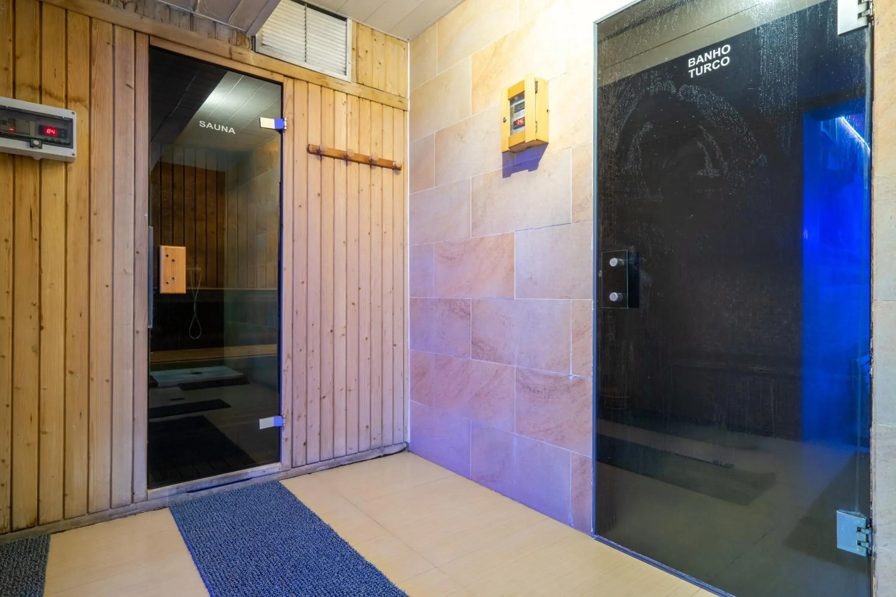 Sauna, Bathroom in Hotel de Ilhavo Plaza & Spa