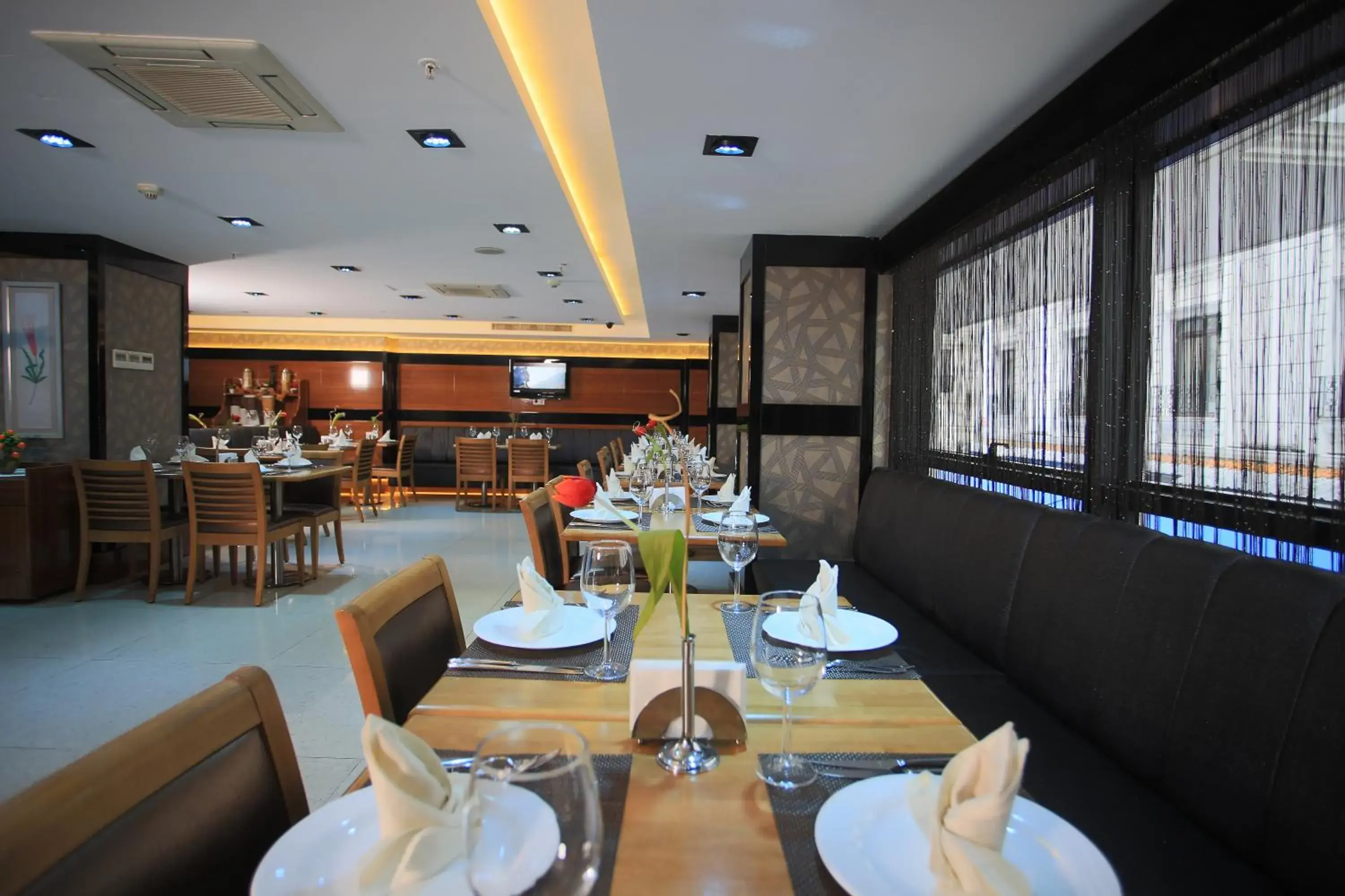 Buffet breakfast, Restaurant/Places to Eat in Hotel Istanbul Trend