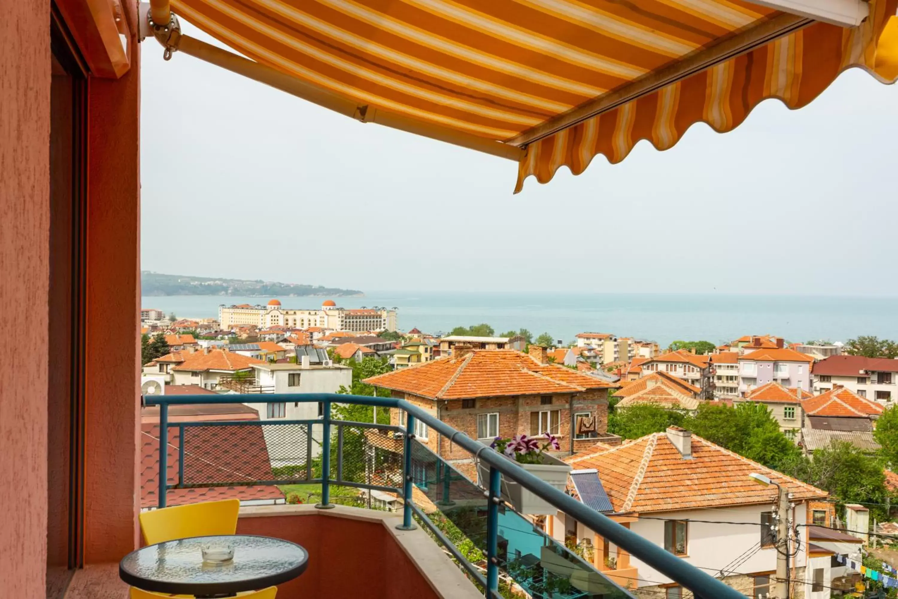 Balcony/Terrace in Family Hotel Jemelly