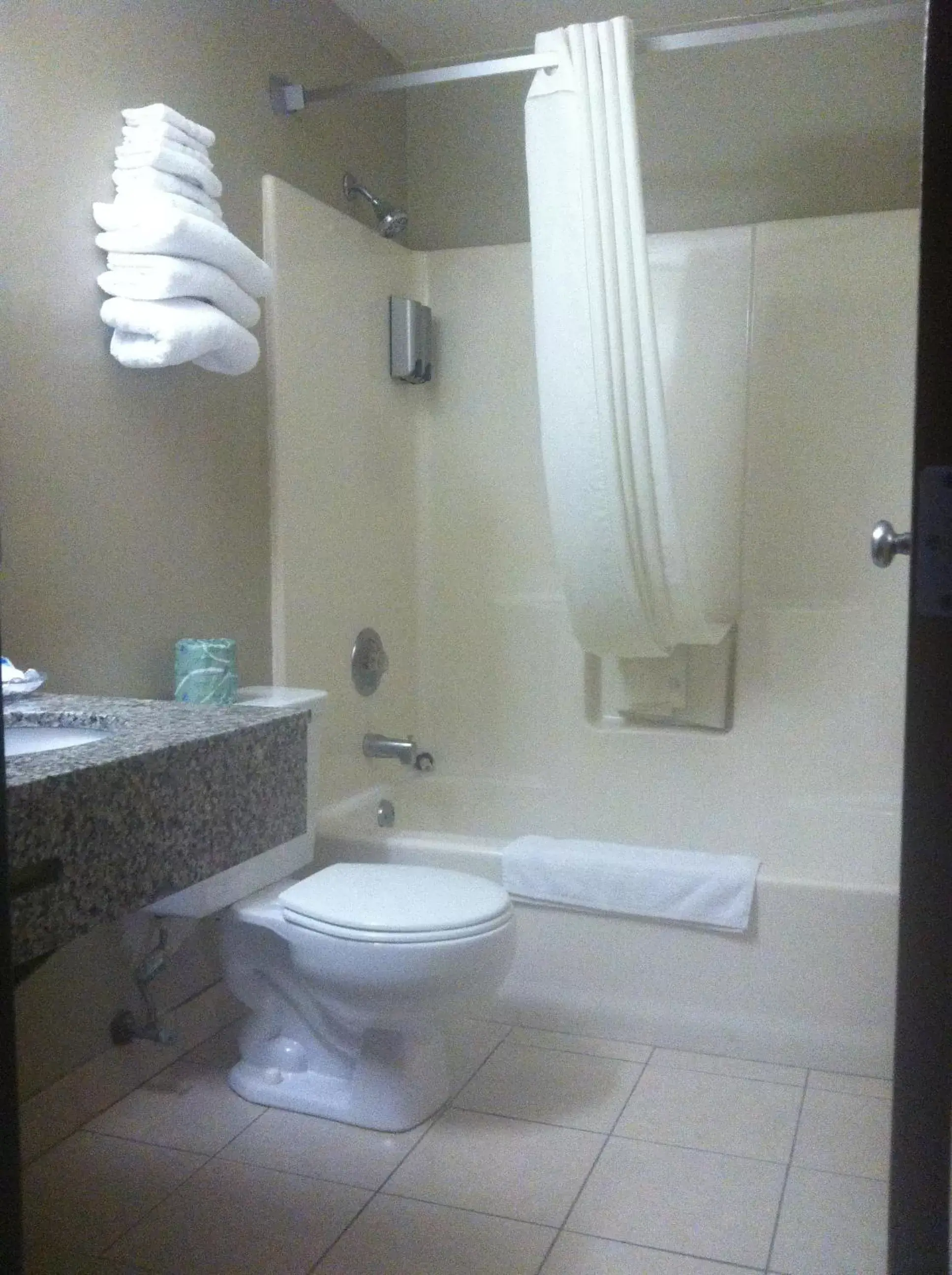 Bathroom in Super 8 by Wyndham Bridgeview/Chicago Area