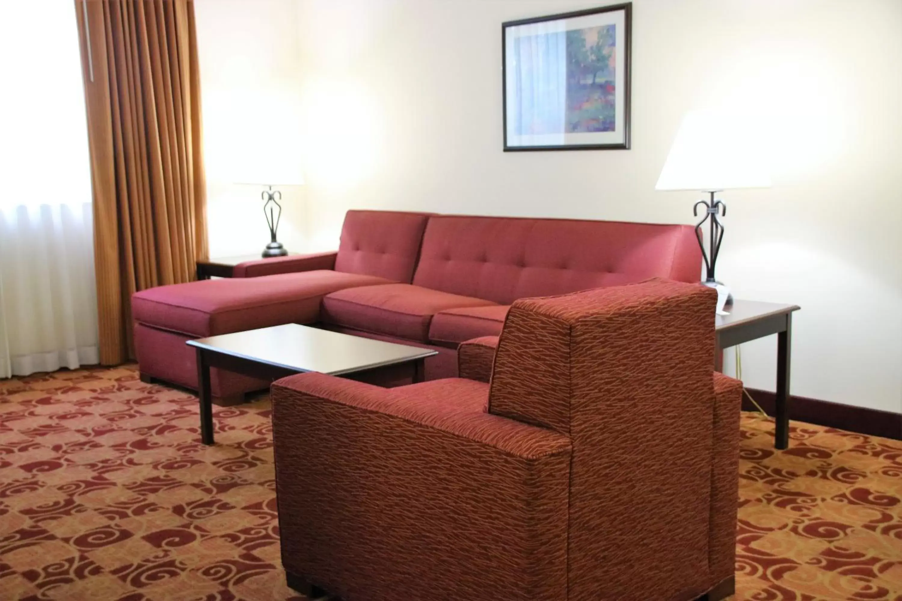 Living room, Seating Area in Hawthorn Suites by Wyndham Louisville East