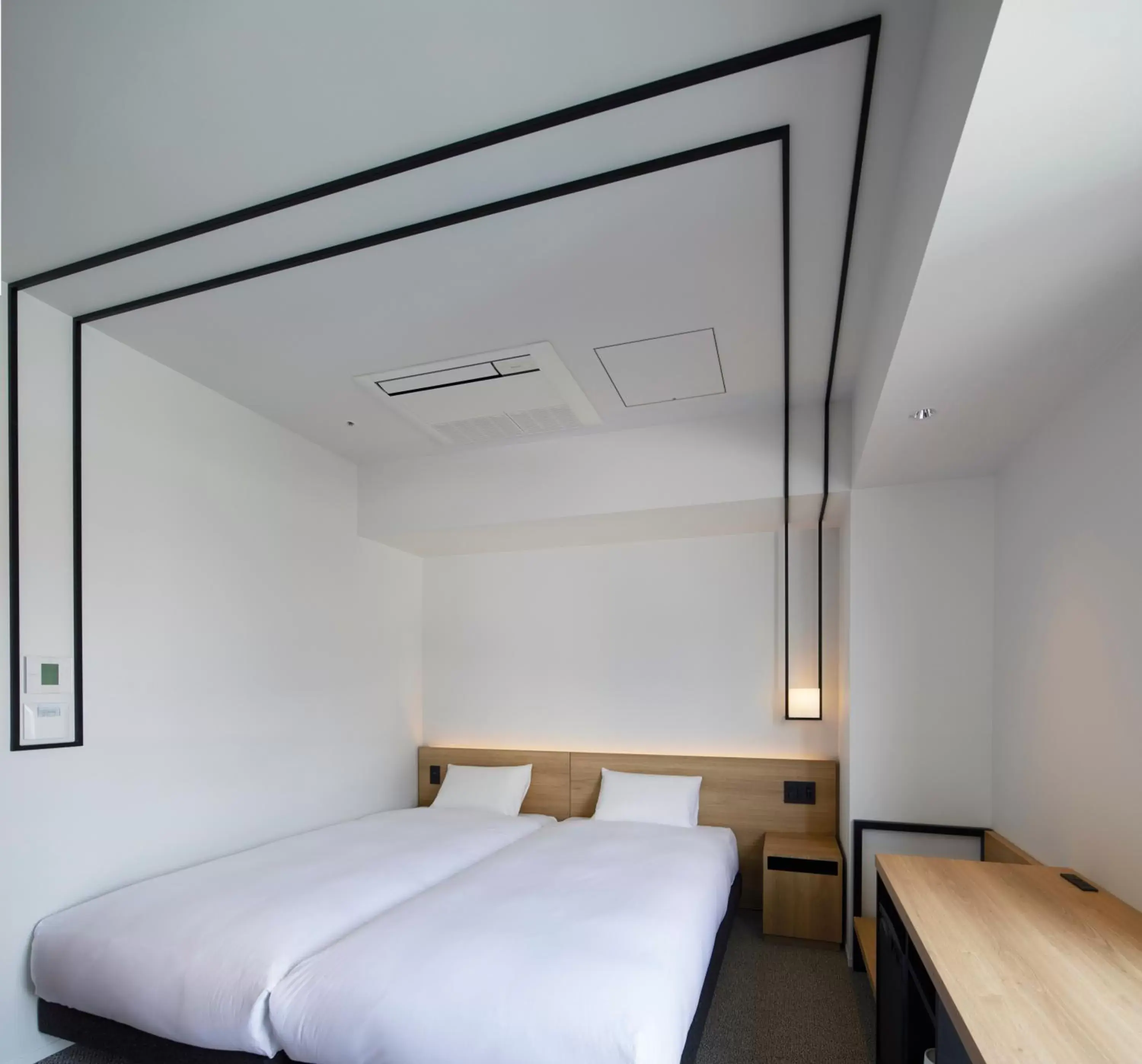 Bedroom, Bed in hotel androoms Nagoya Fushimi