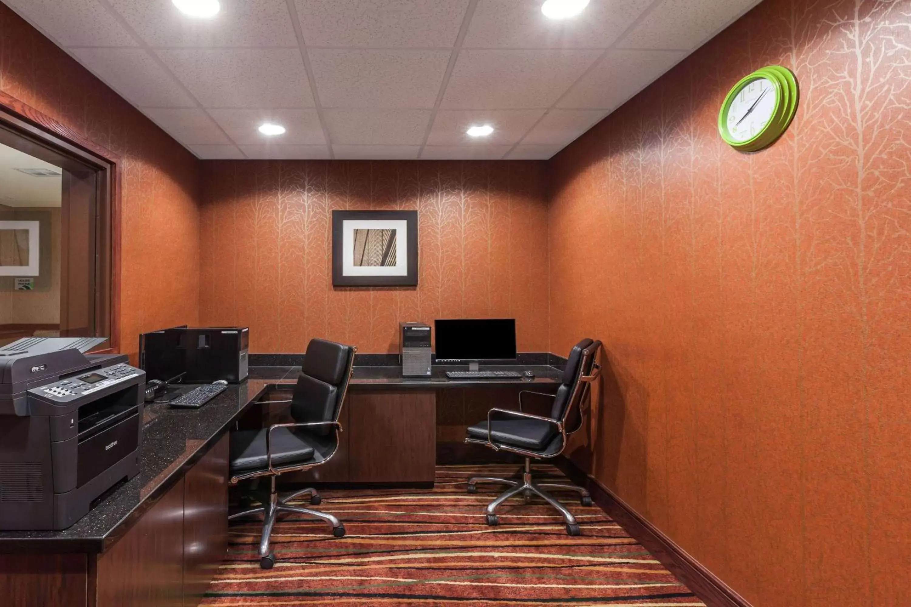 Business facilities, Business Area/Conference Room in Wingate by Wyndham Tulsa