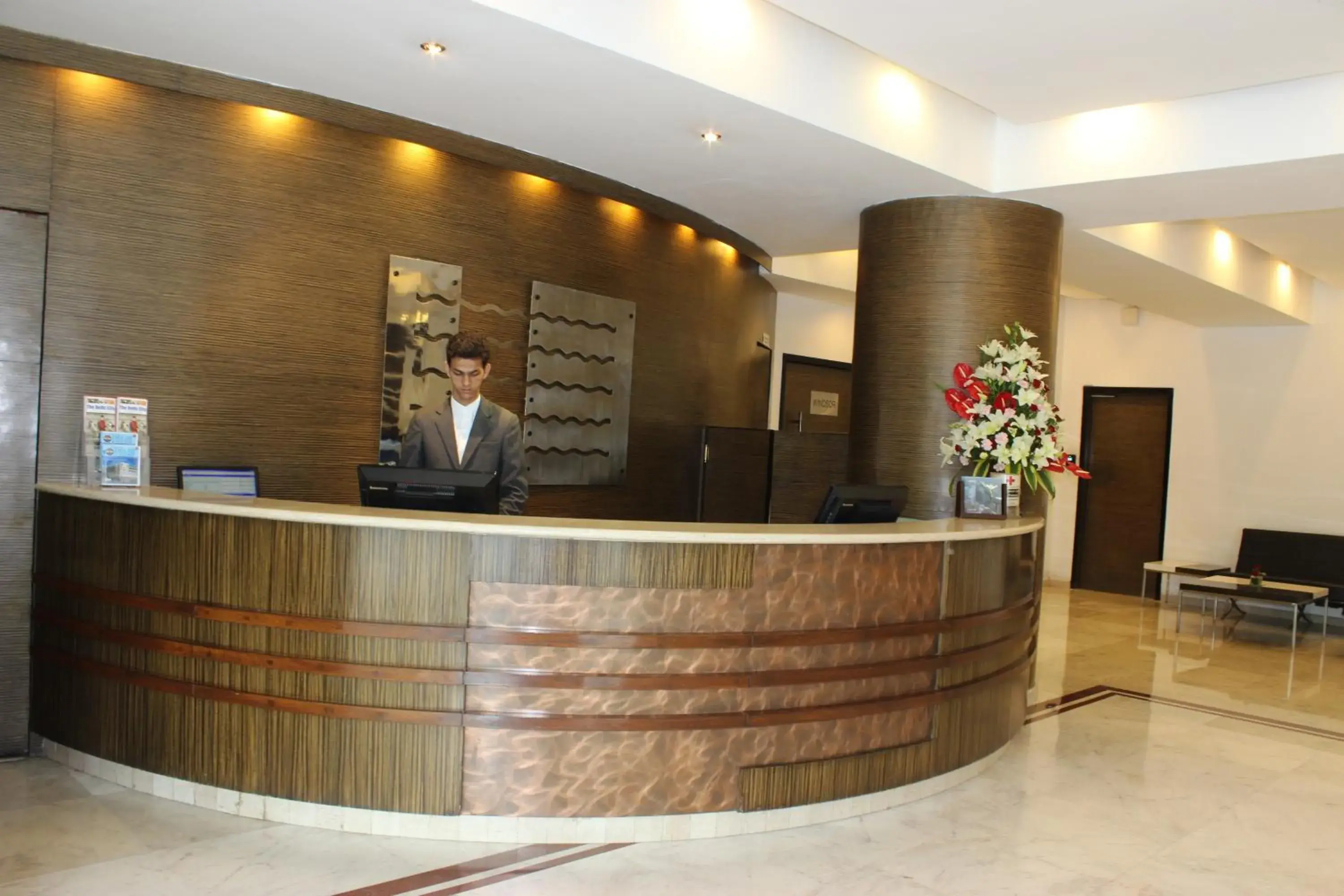 Lobby or reception, Lobby/Reception in The Hans, New Delhi