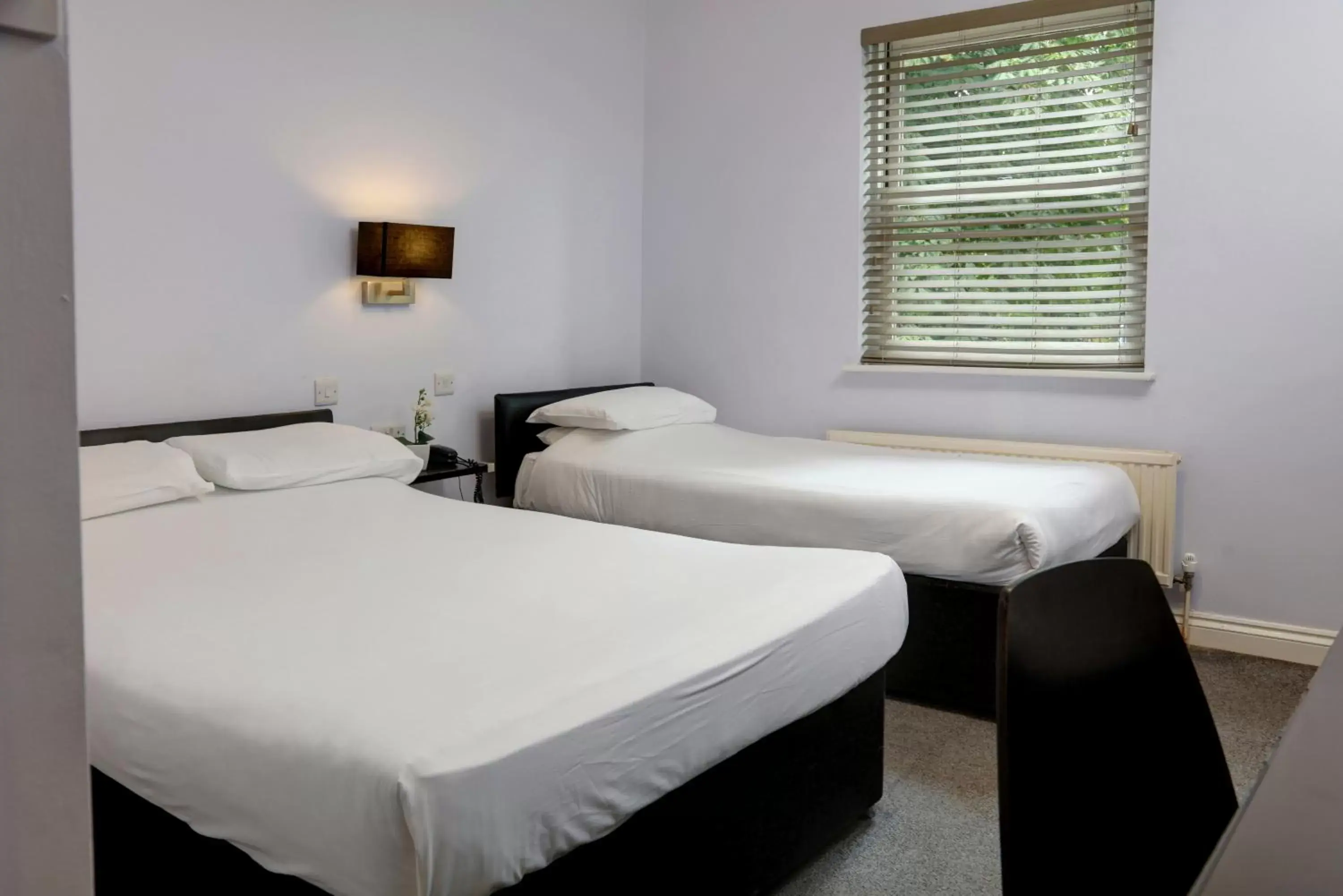 Property building, Bed in Sure Hotel by Best Western Reading