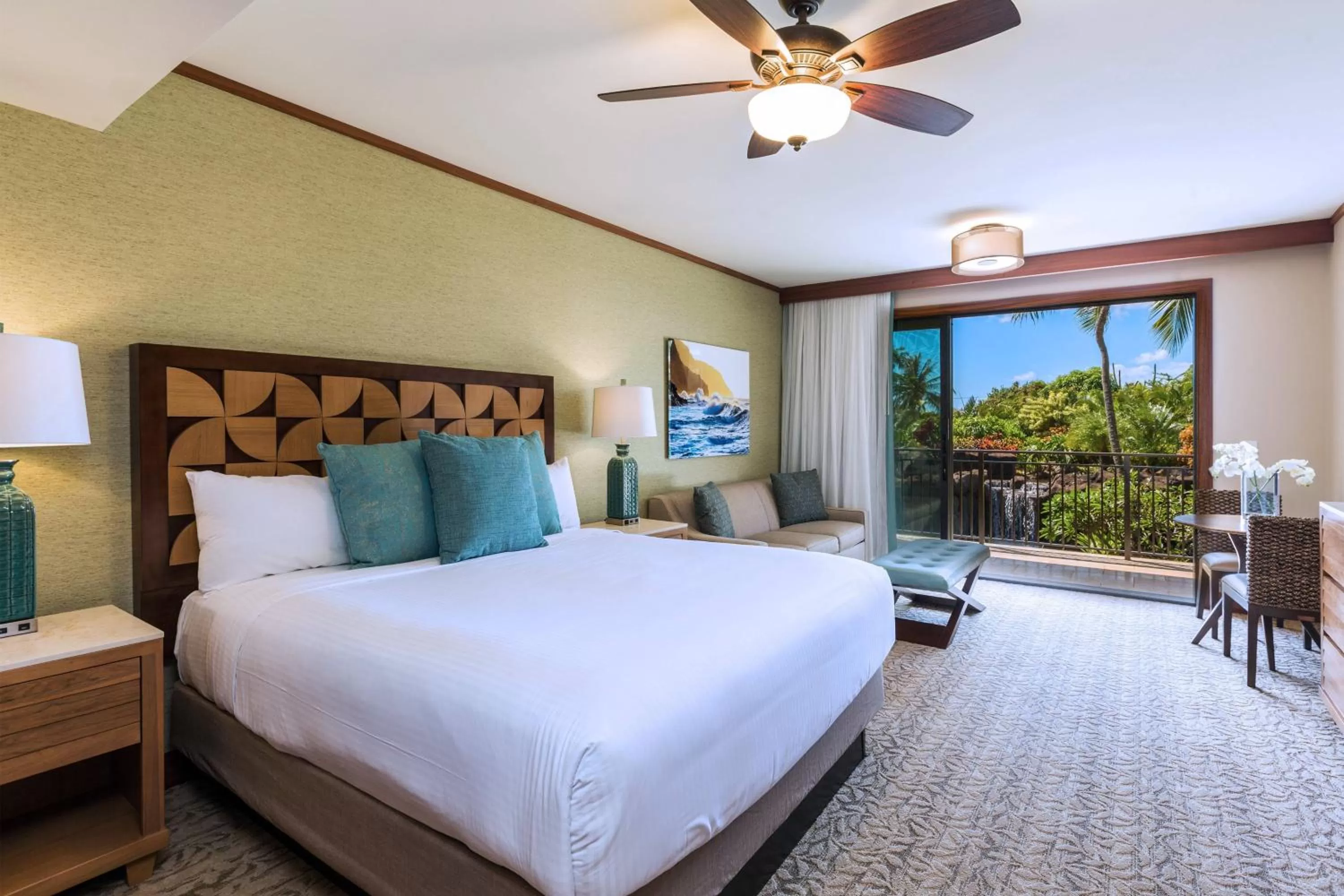 Photo of the whole room, Bed in Koloa Landing Resort at Po'ipu, Autograph Collection