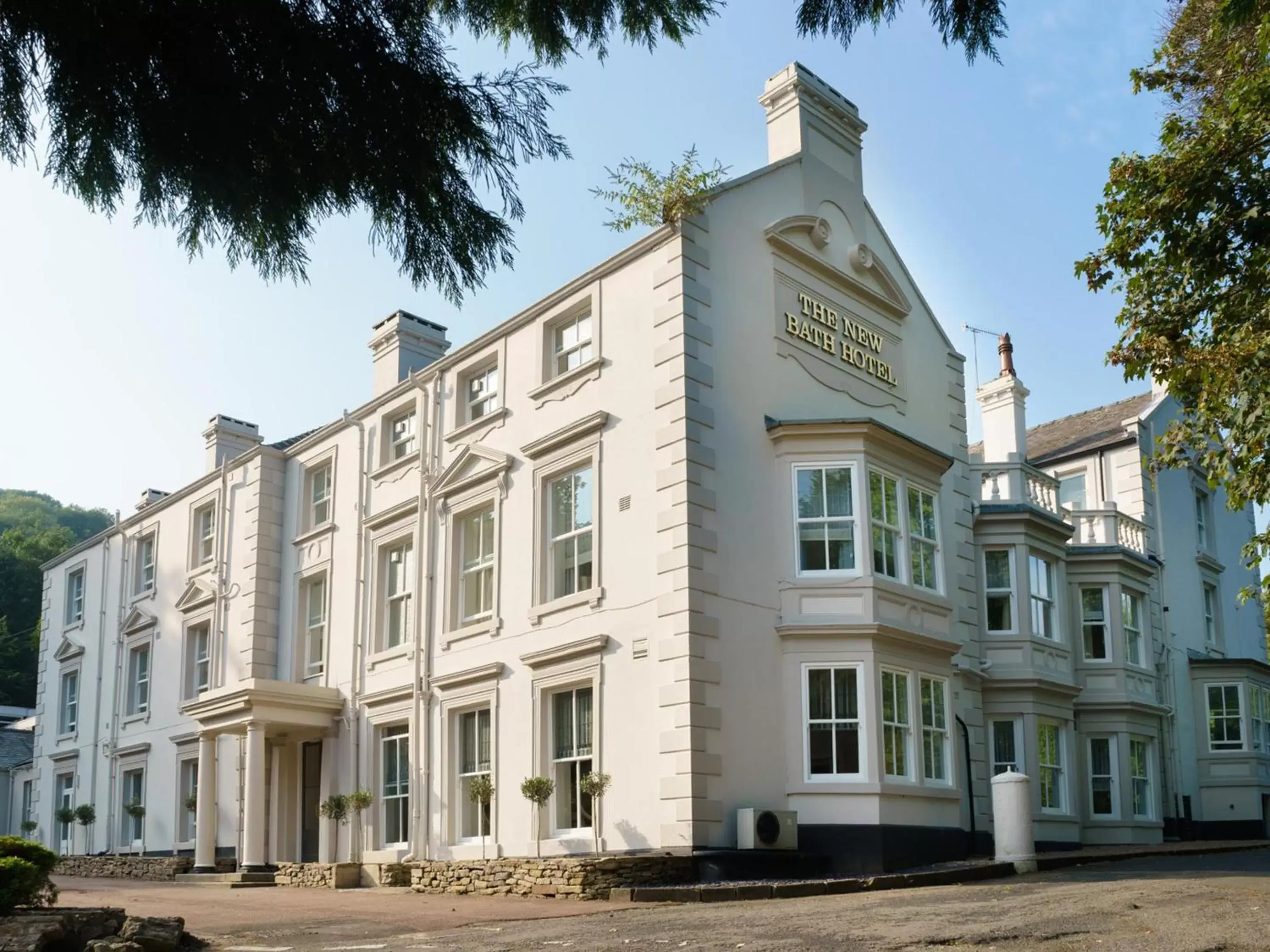 Facade/entrance in New Bath Hotel & Spa