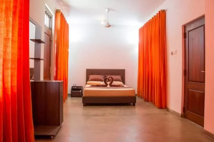 Bed in Battaramulla Boutique Villa