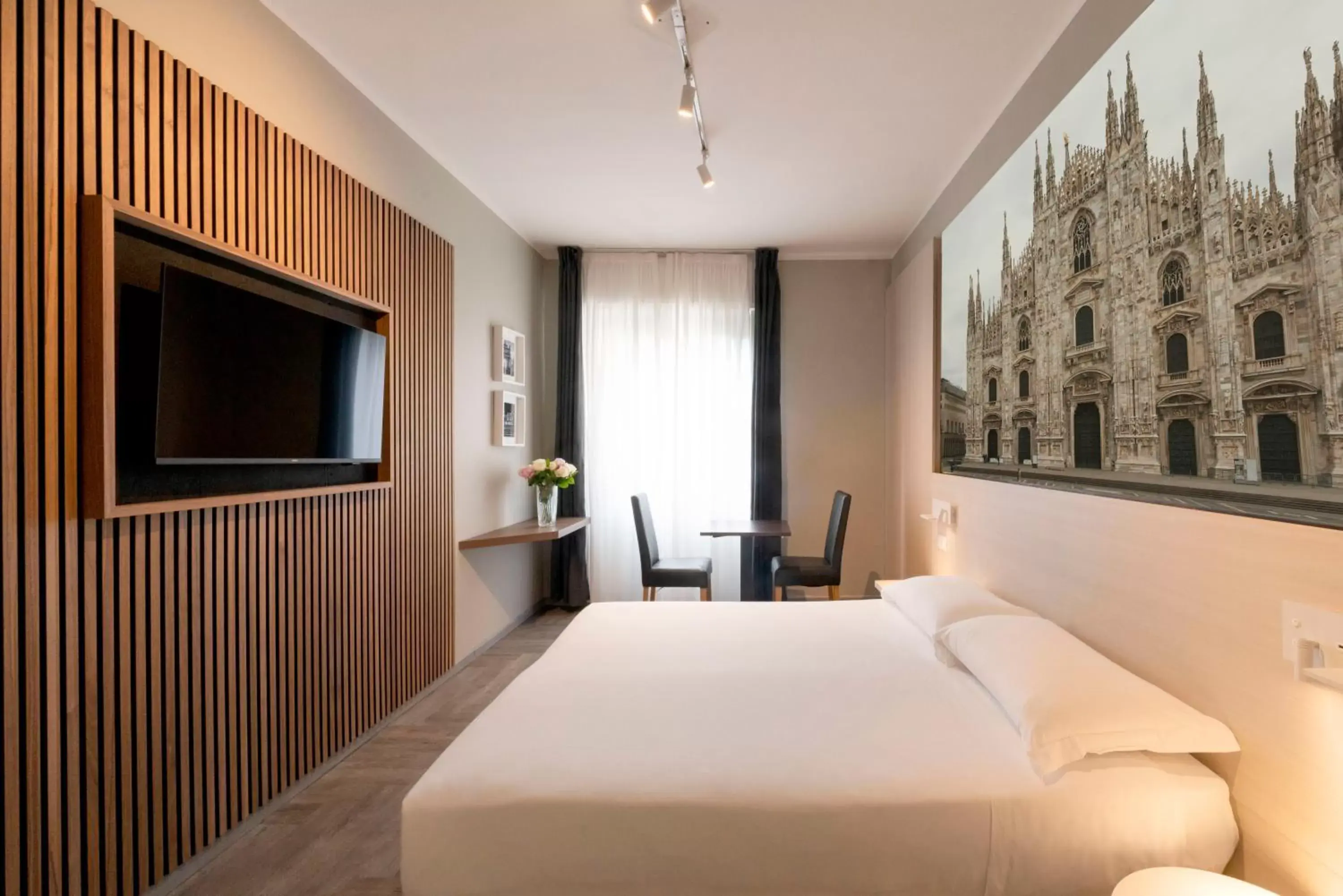 Photo of the whole room, Bed in Kleos Hotel Milano