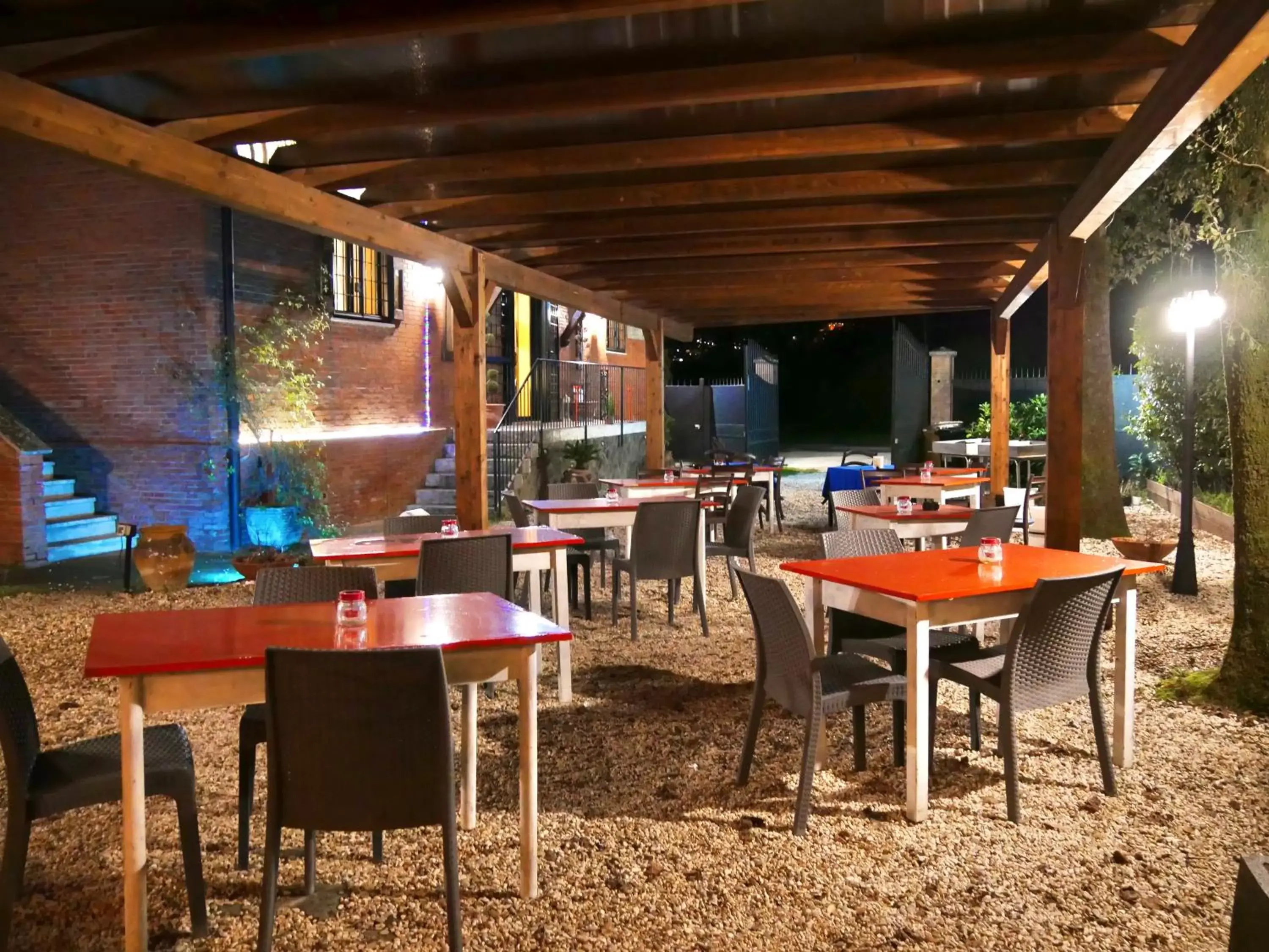 Restaurant/Places to Eat in L'antico Granaio
