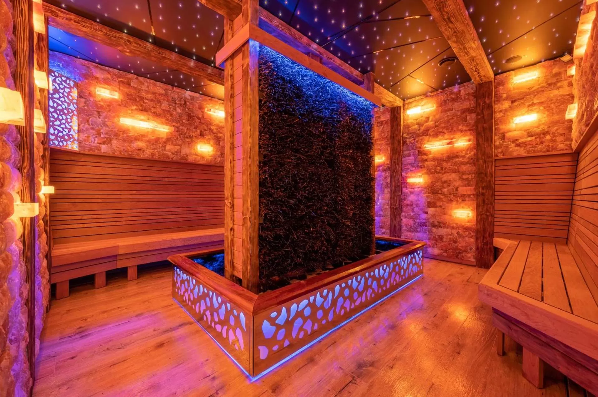 Steam room in Hotel Unitral SPA w Mielnie