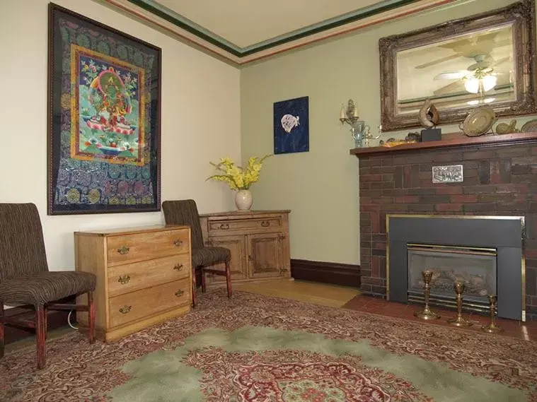 Dining area, Seating Area in Downtown Bed and Breakfast