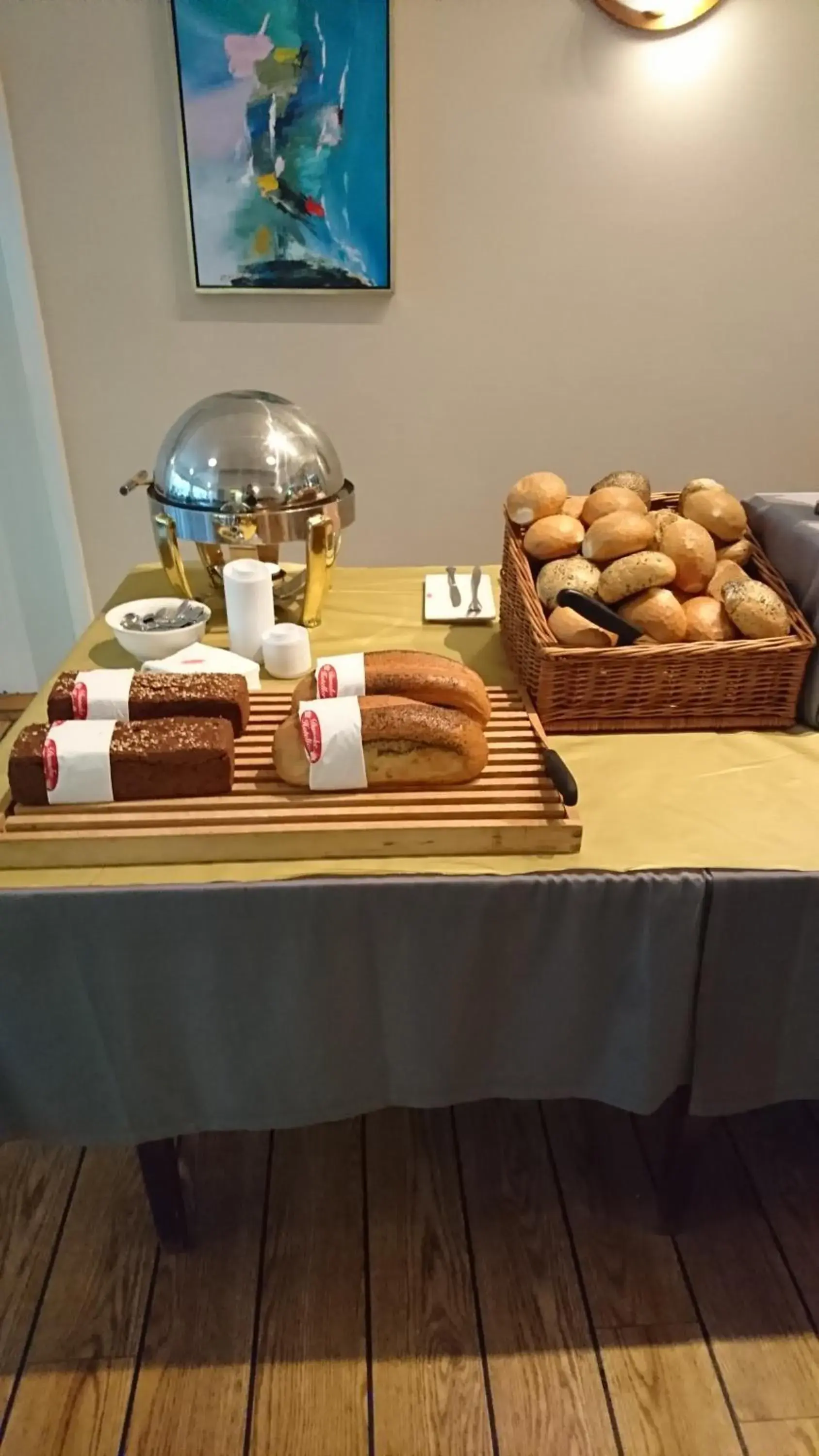 Buffet breakfast, Food in Østergaards Hotel