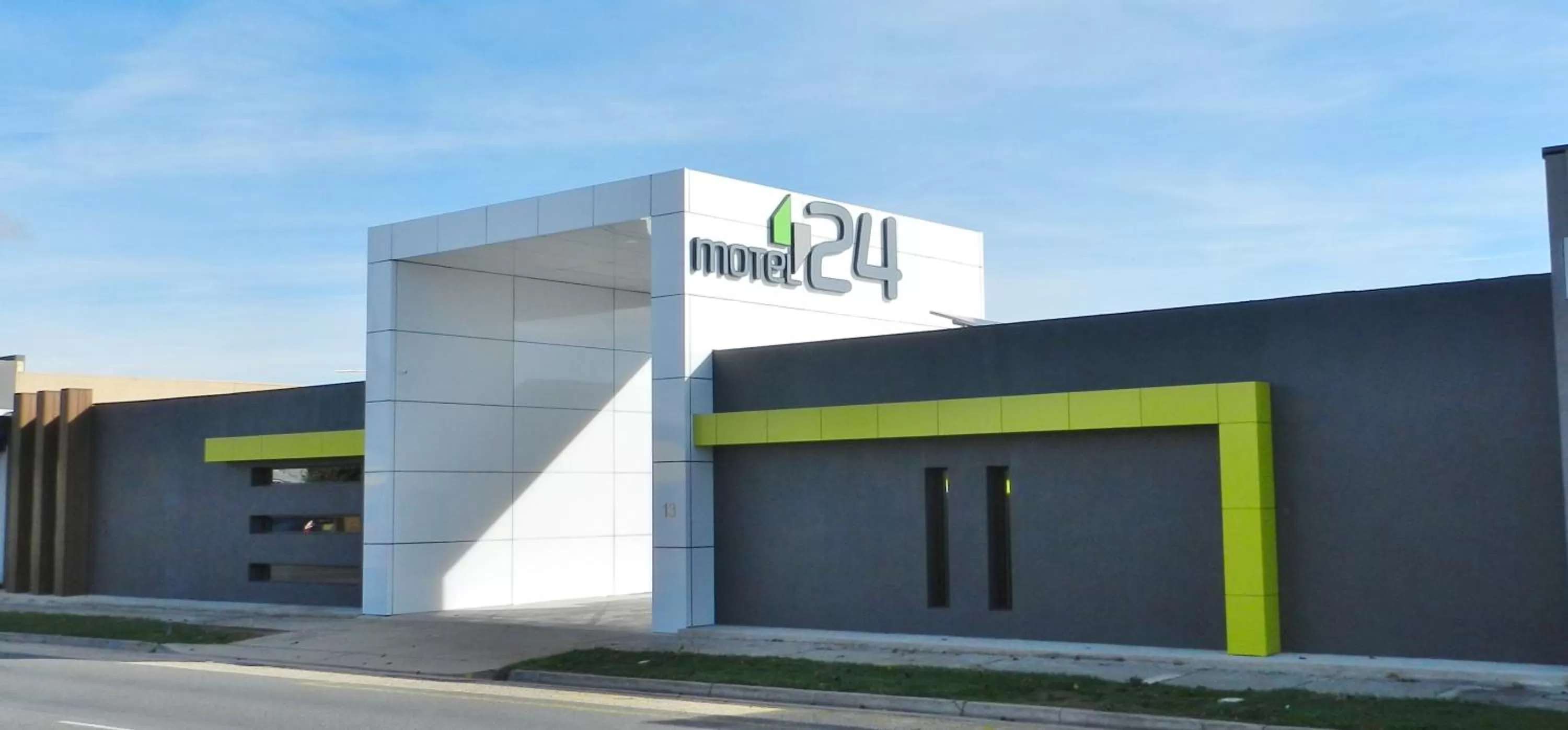 Property Building in Motel 24