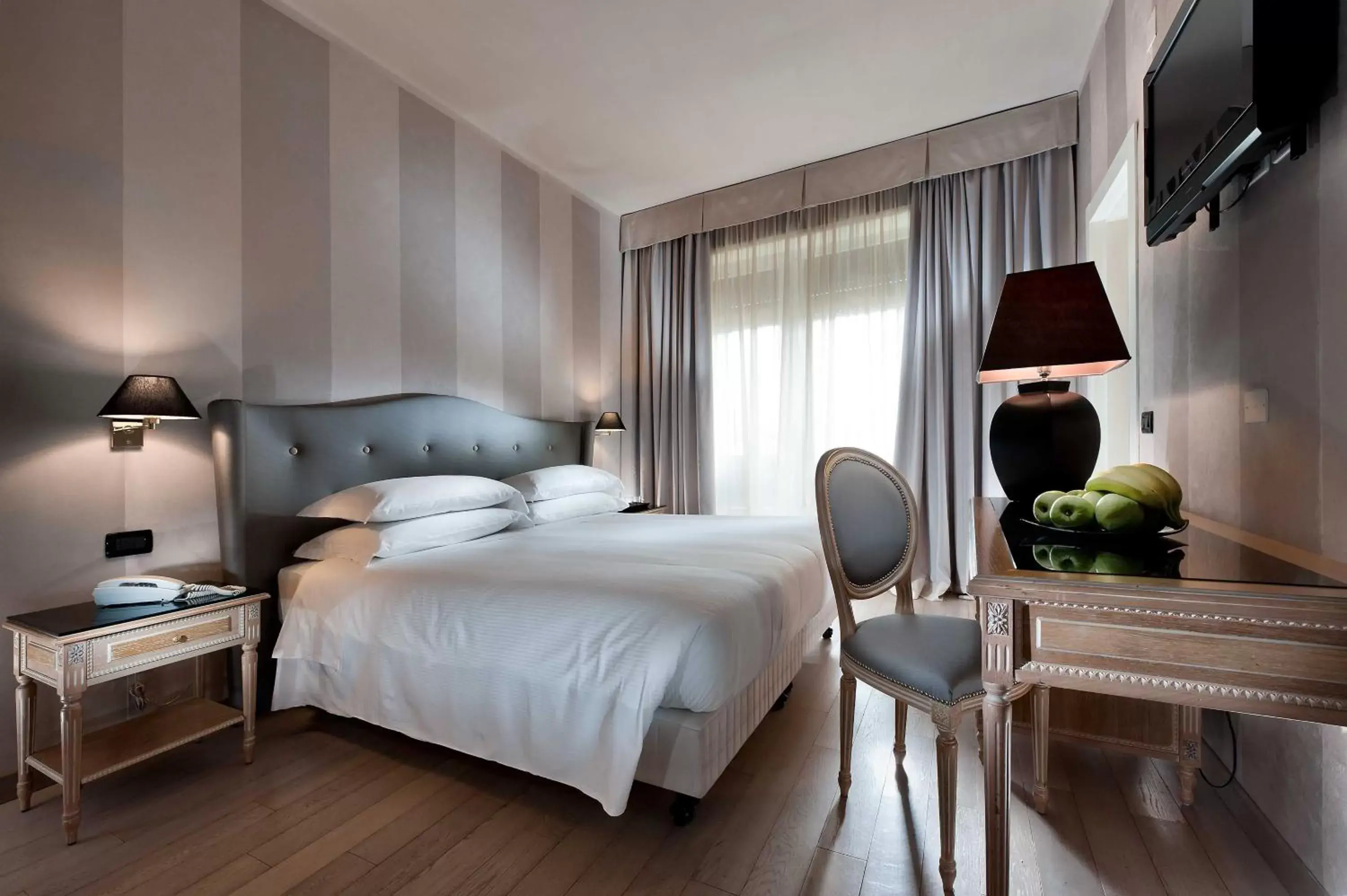 Bedroom, Bed in c-hotels Ambasciatori