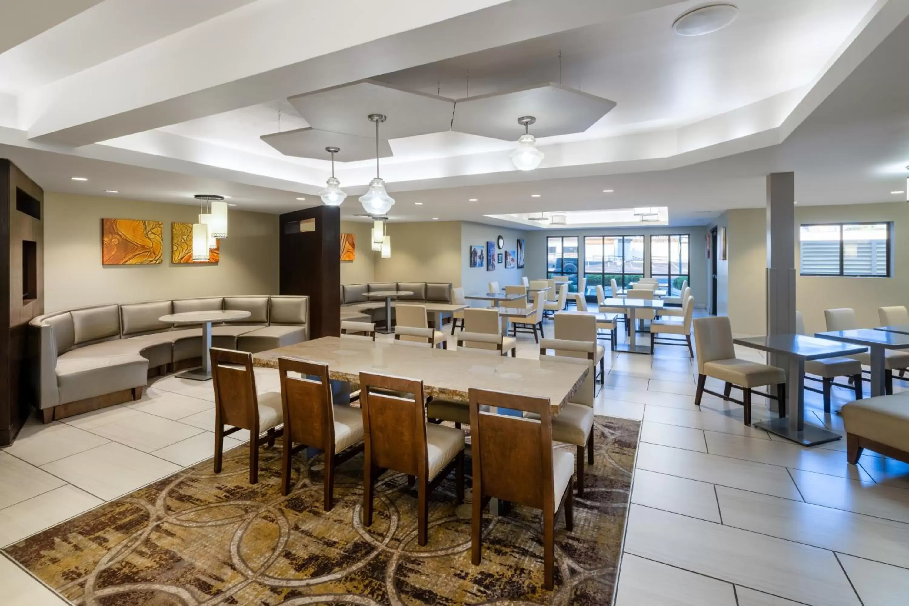 Lobby or reception, Restaurant/Places to Eat in Best Western Plus At Lake Powell