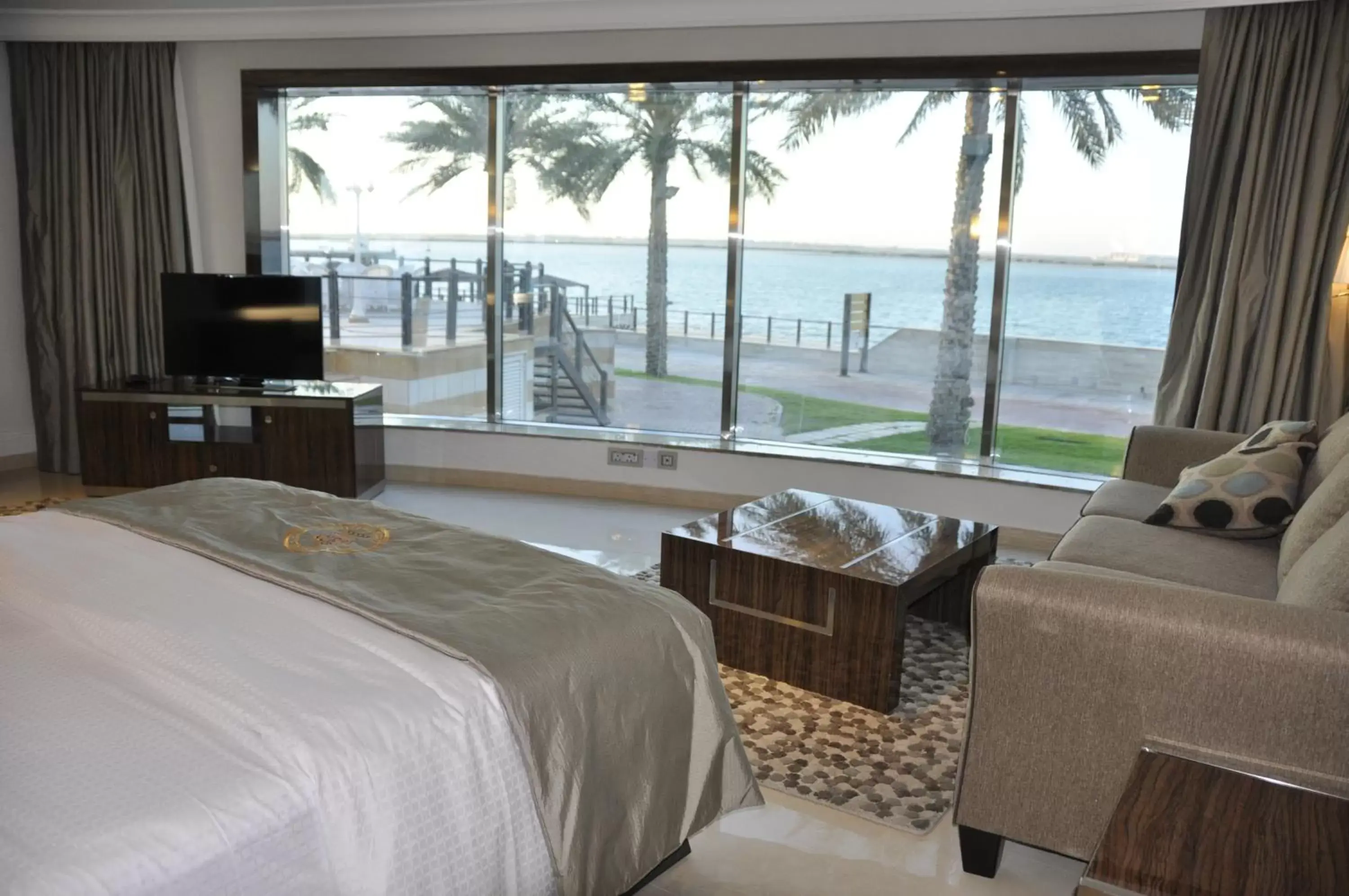 Photo of the whole room in Al Sultan Beach Resort