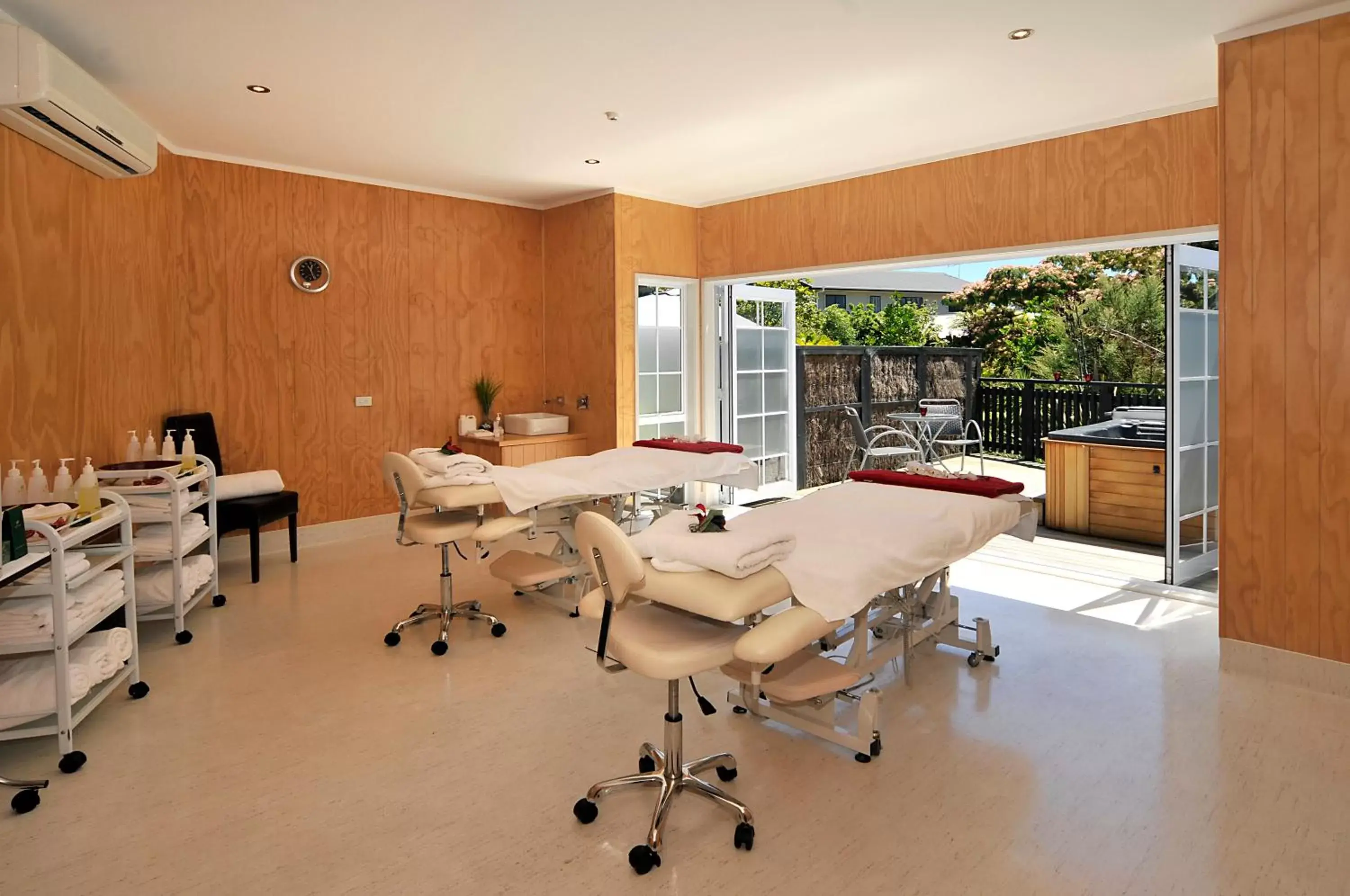 Spa and wellness centre/facilities in Wai Ora Lakeside Spa Resort Spa and wellness centre/facilities in Wai Ora Lakeside Spa Resort