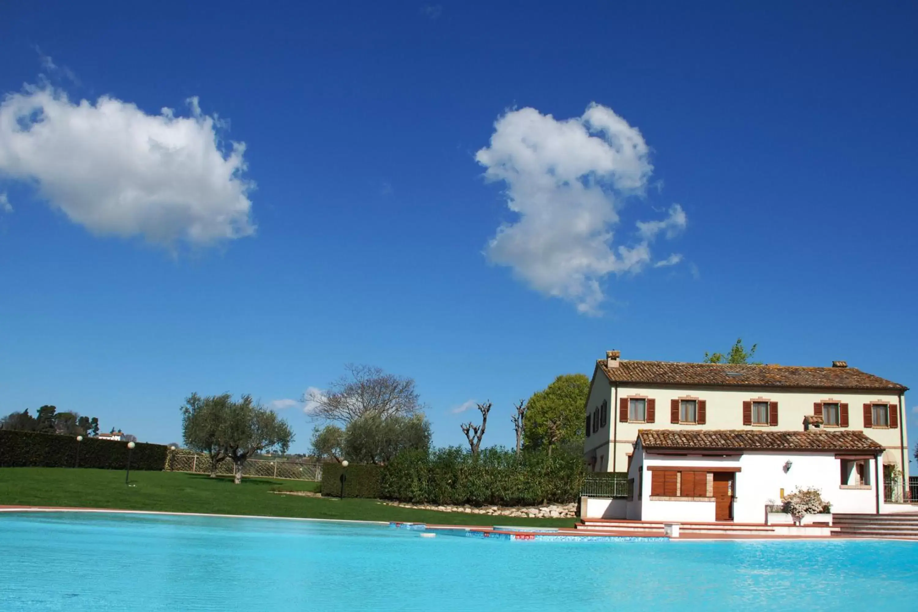 Swimming pool in Hotel Federico II Swimming pool in Hotel Federico II