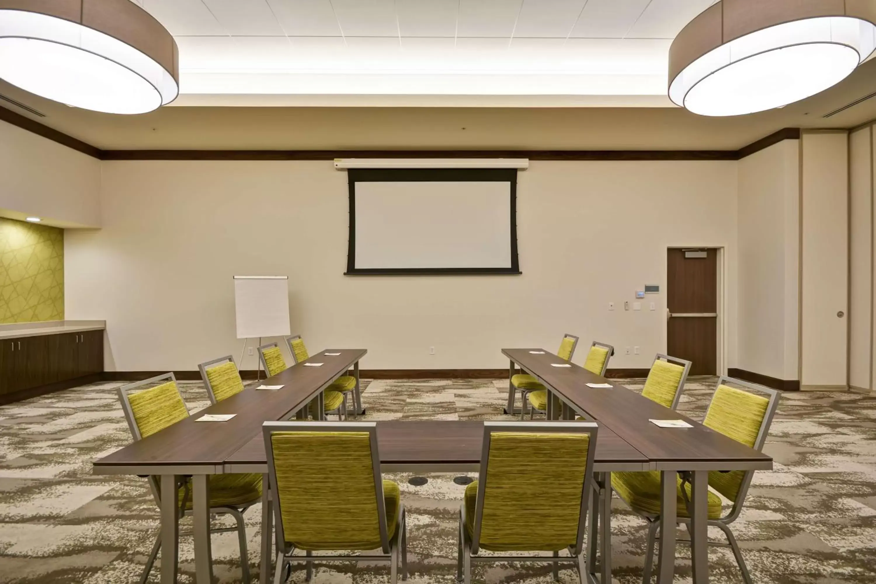 Meeting/conference room in Home2 Suites by Hilton Dallas Downtown at Baylor Scott & White