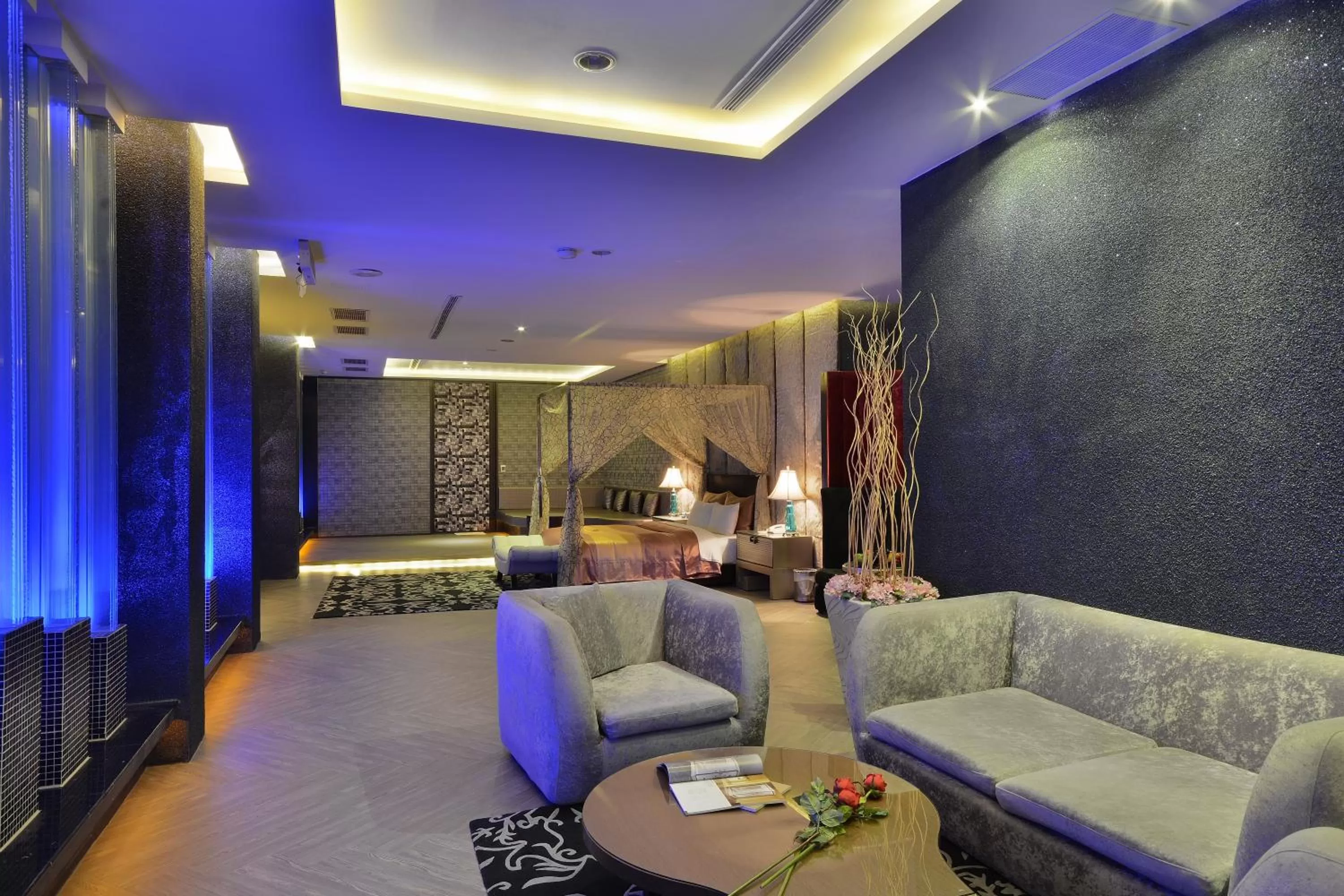 Seating area in Xiadu Motel