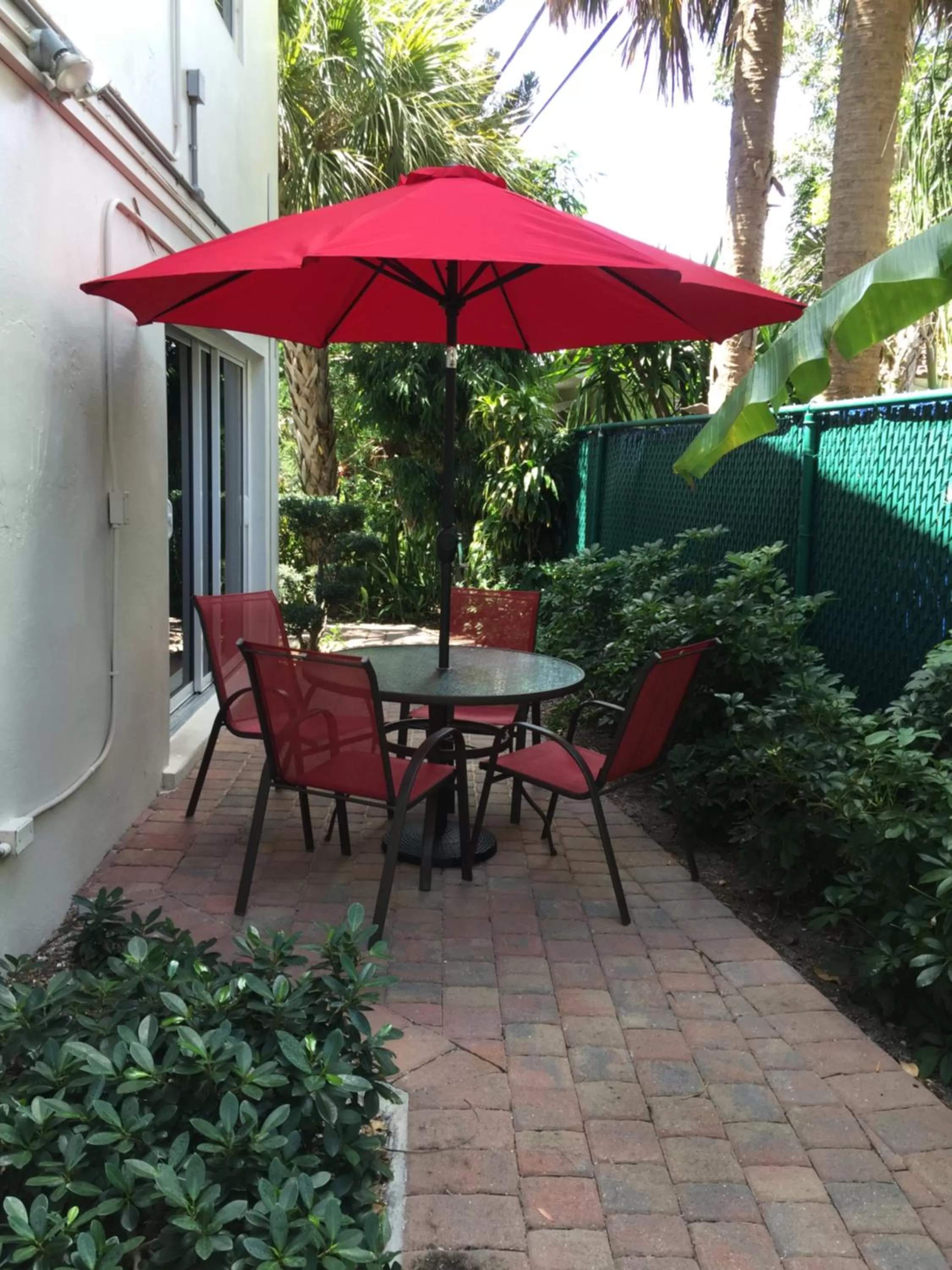 Patio in 4145 By The Sea Inn & Suites