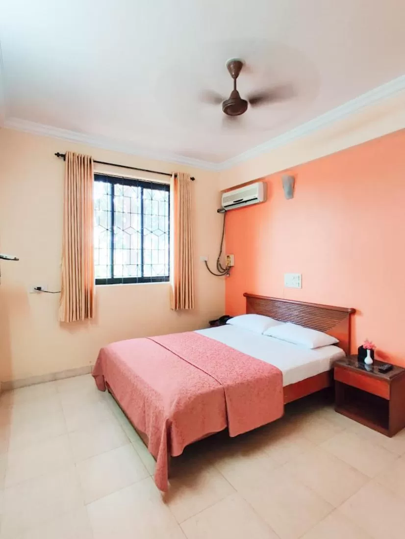 Bedroom, Bed in Hotel Siesta De Goa