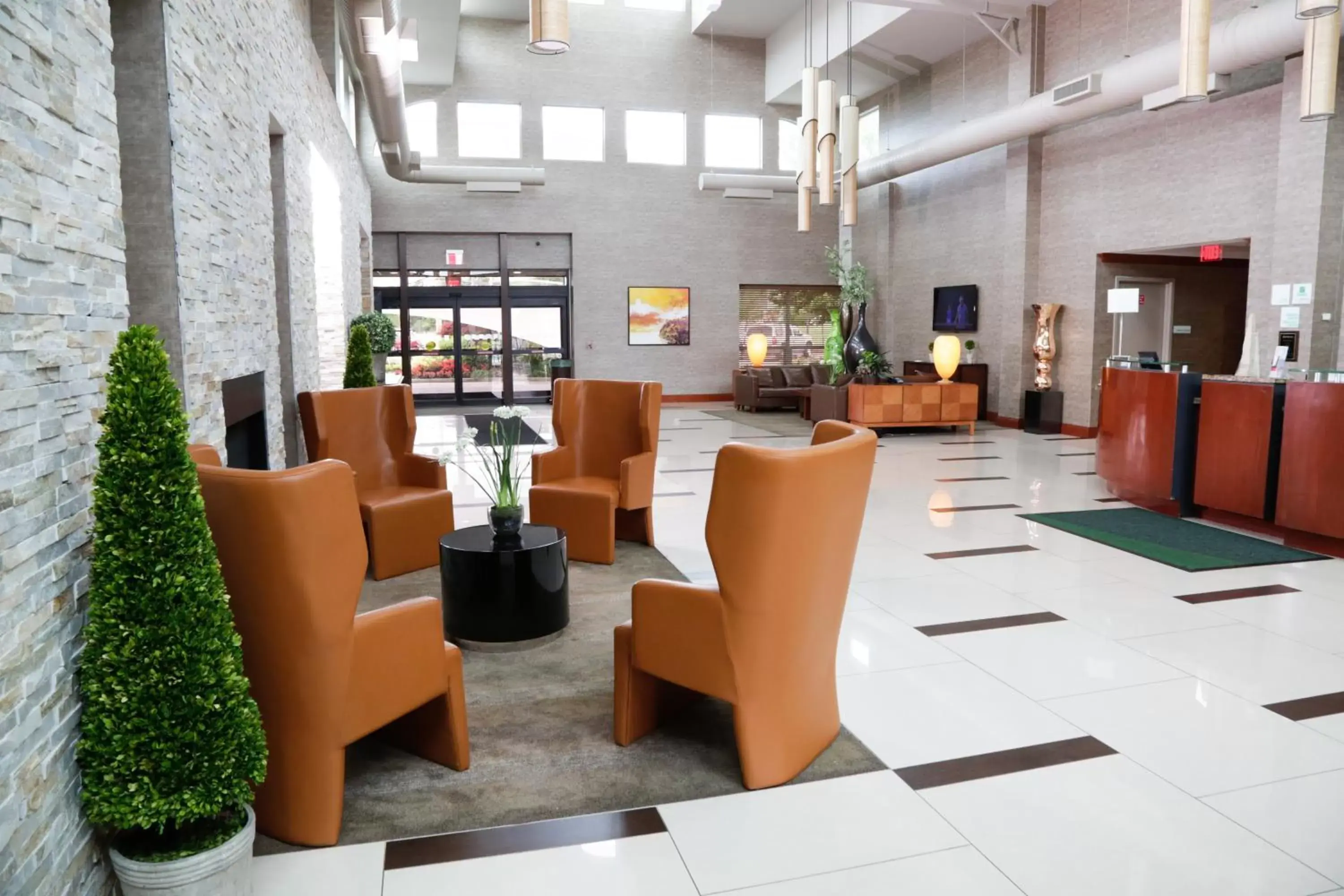 Property building, Lobby/Reception in Holiday Inn Plainview-Long Island, an IHG Hotel