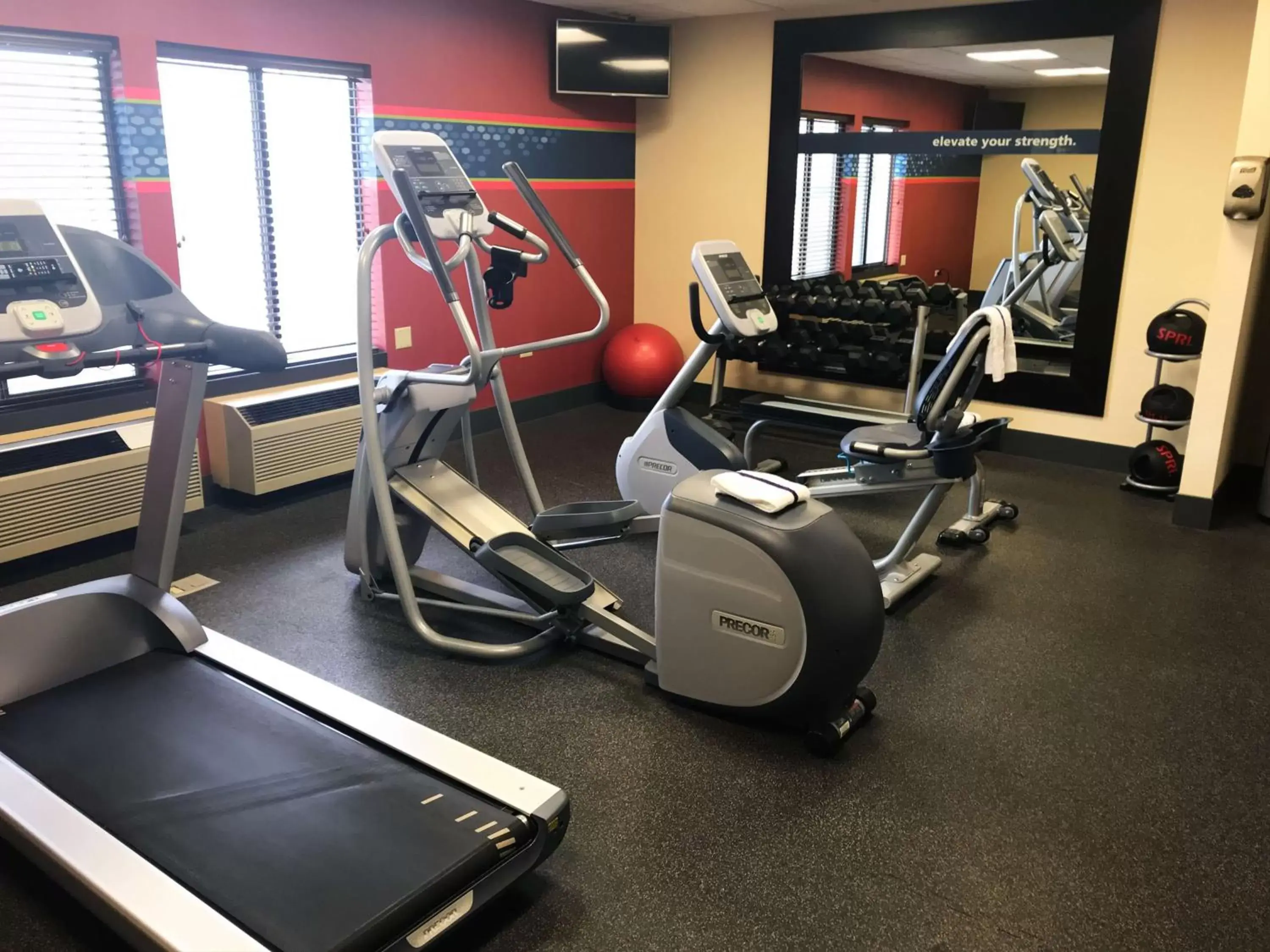 Fitness centre/facilities, Fitness Center/Facilities in Hampton Inn Green Bay