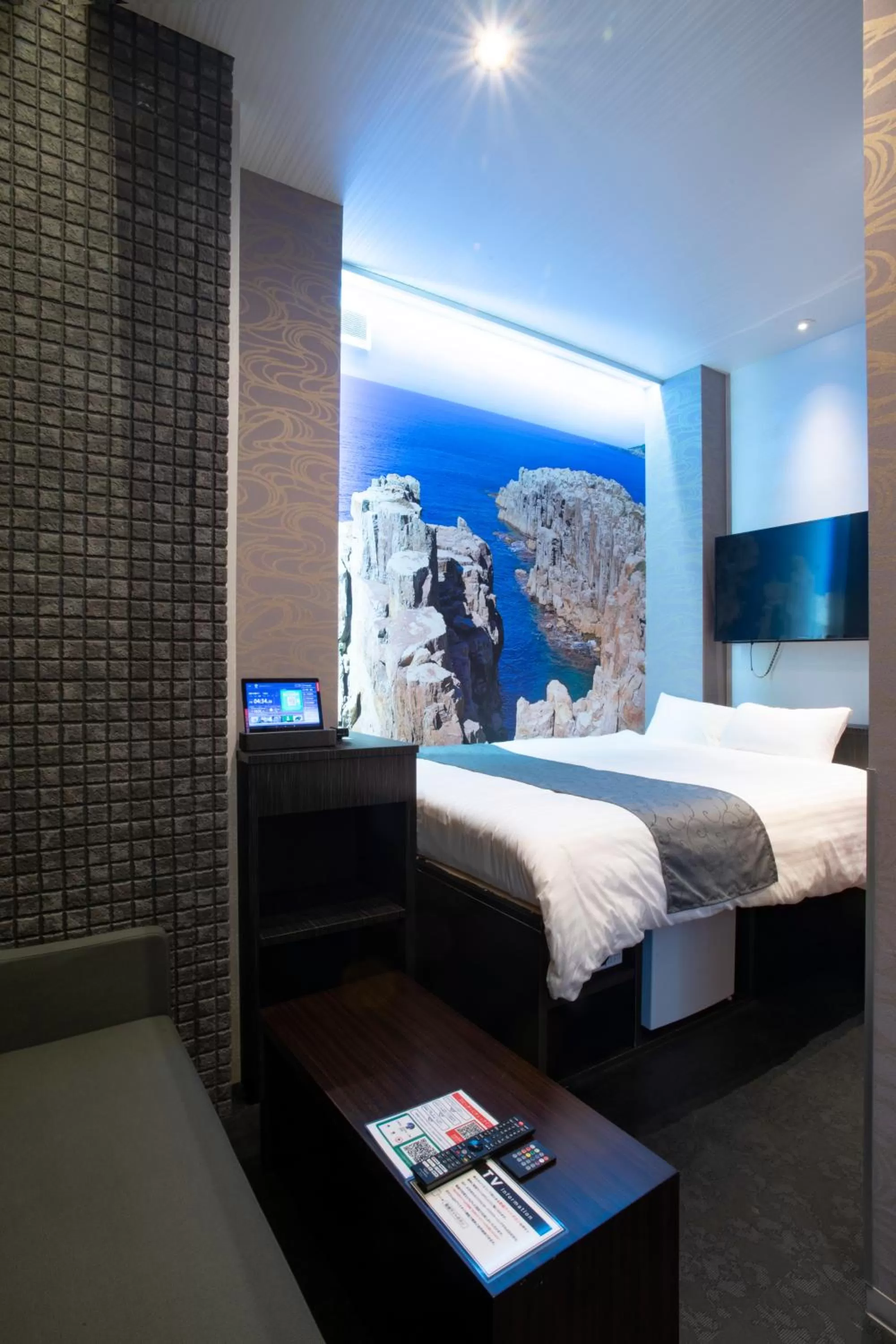 Photo of the whole room, Bed in Hotel Xcell Hiroshima Nagarekawa