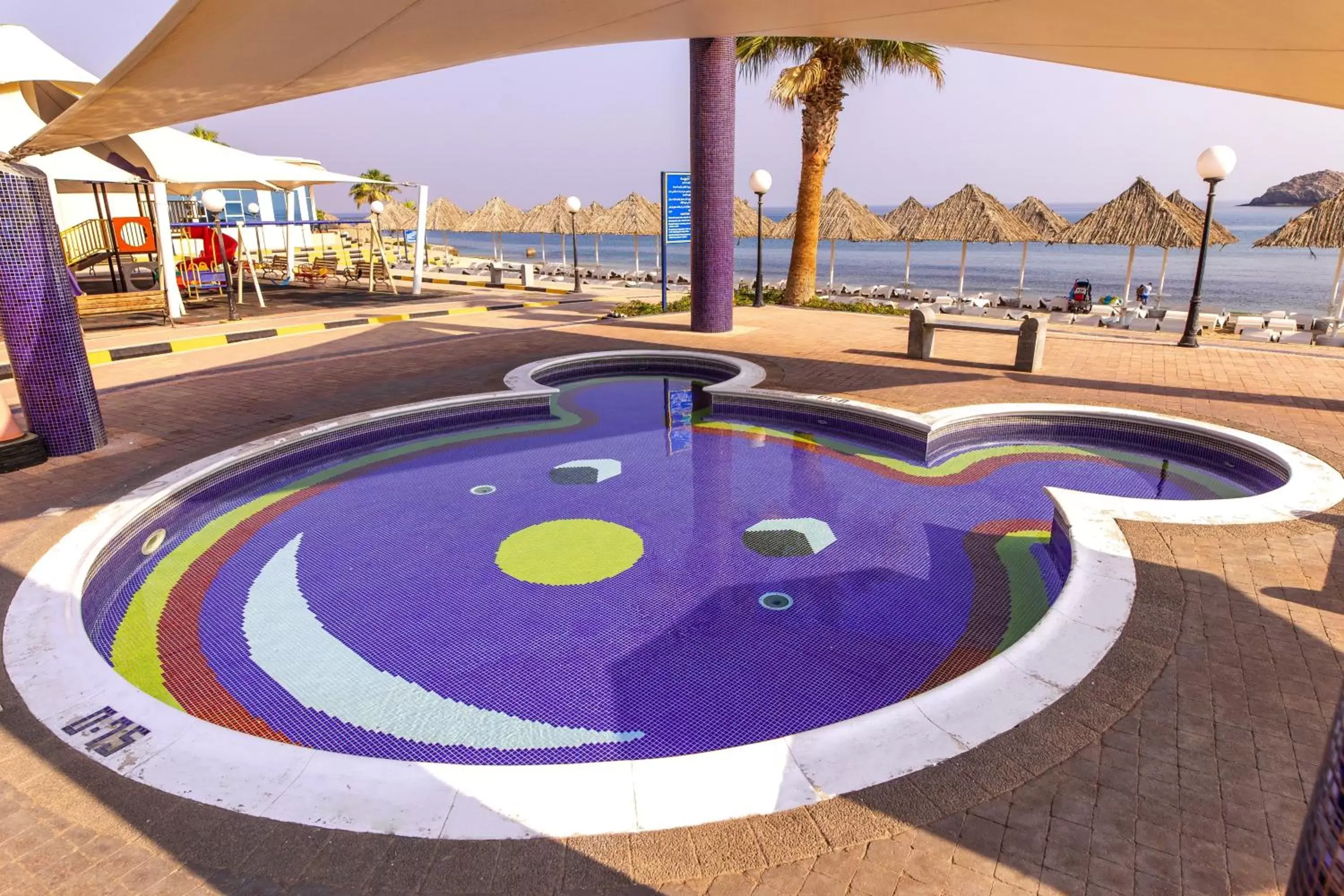 Swimming pool in Royal Beach Hotel & Resort Swimming pool in Royal Beach Hotel & Resort