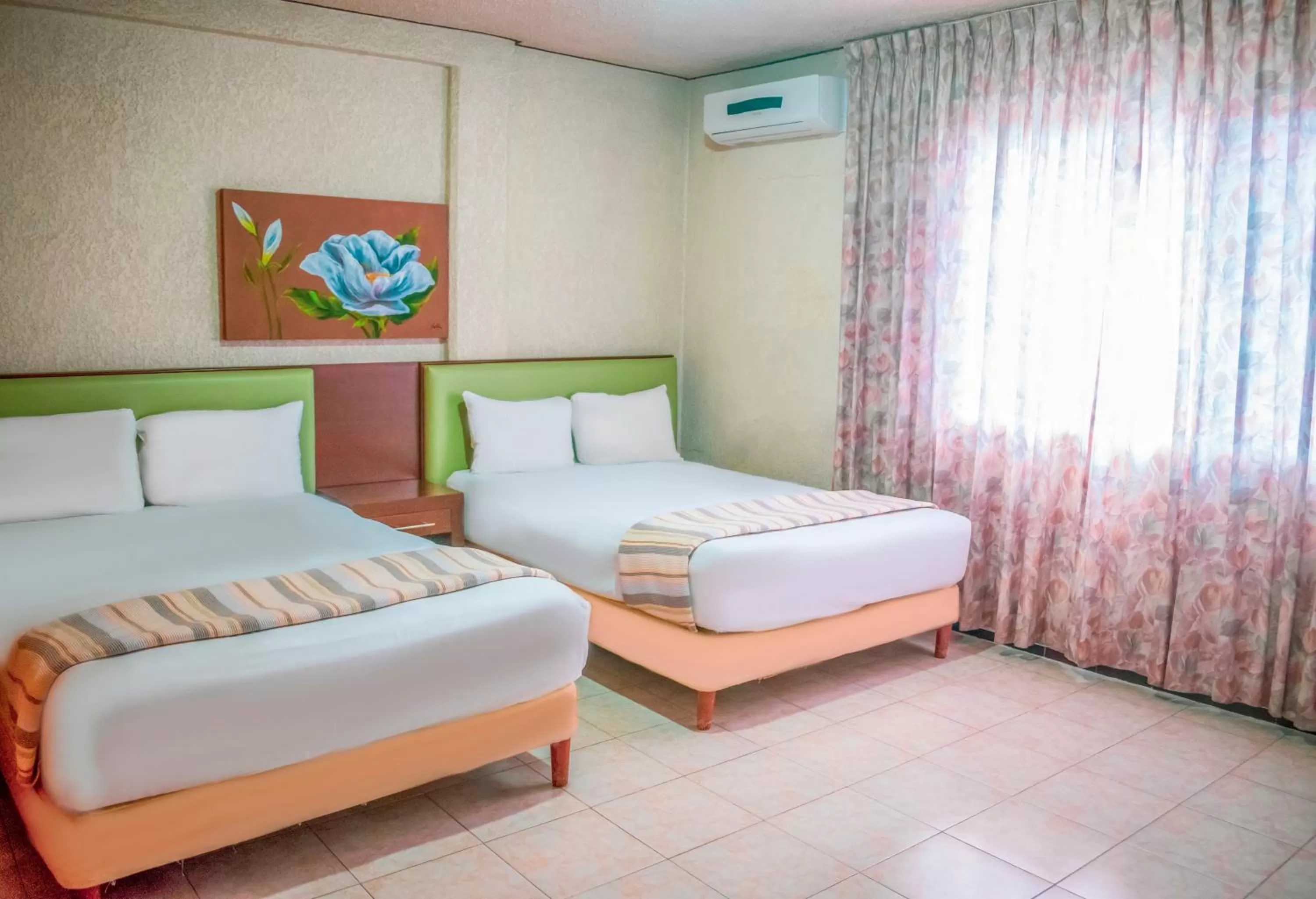 Bedroom, Bed in Suites Del Sol