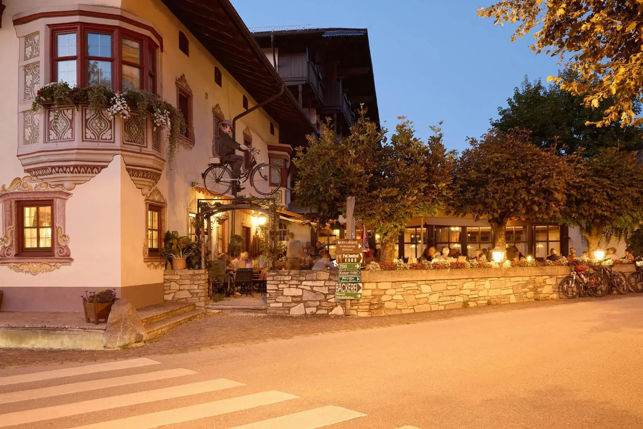 Garden, Property Building in Landhotel Oberwirt