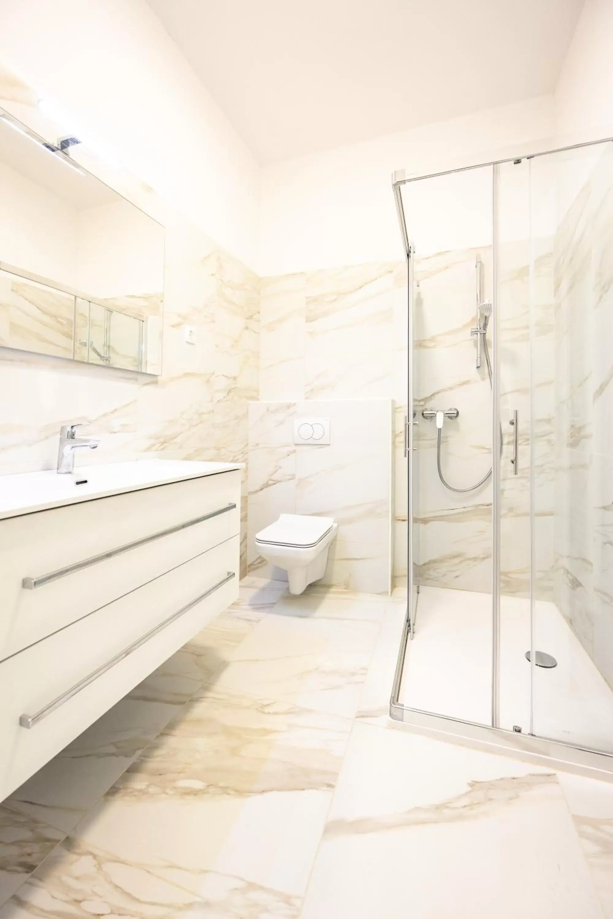 Standard Twin Room with Mountain View - single occupancy in Garni Hotel Azul Standard Twin Room with Mountain View - single occupancy in Garni Hotel Azul